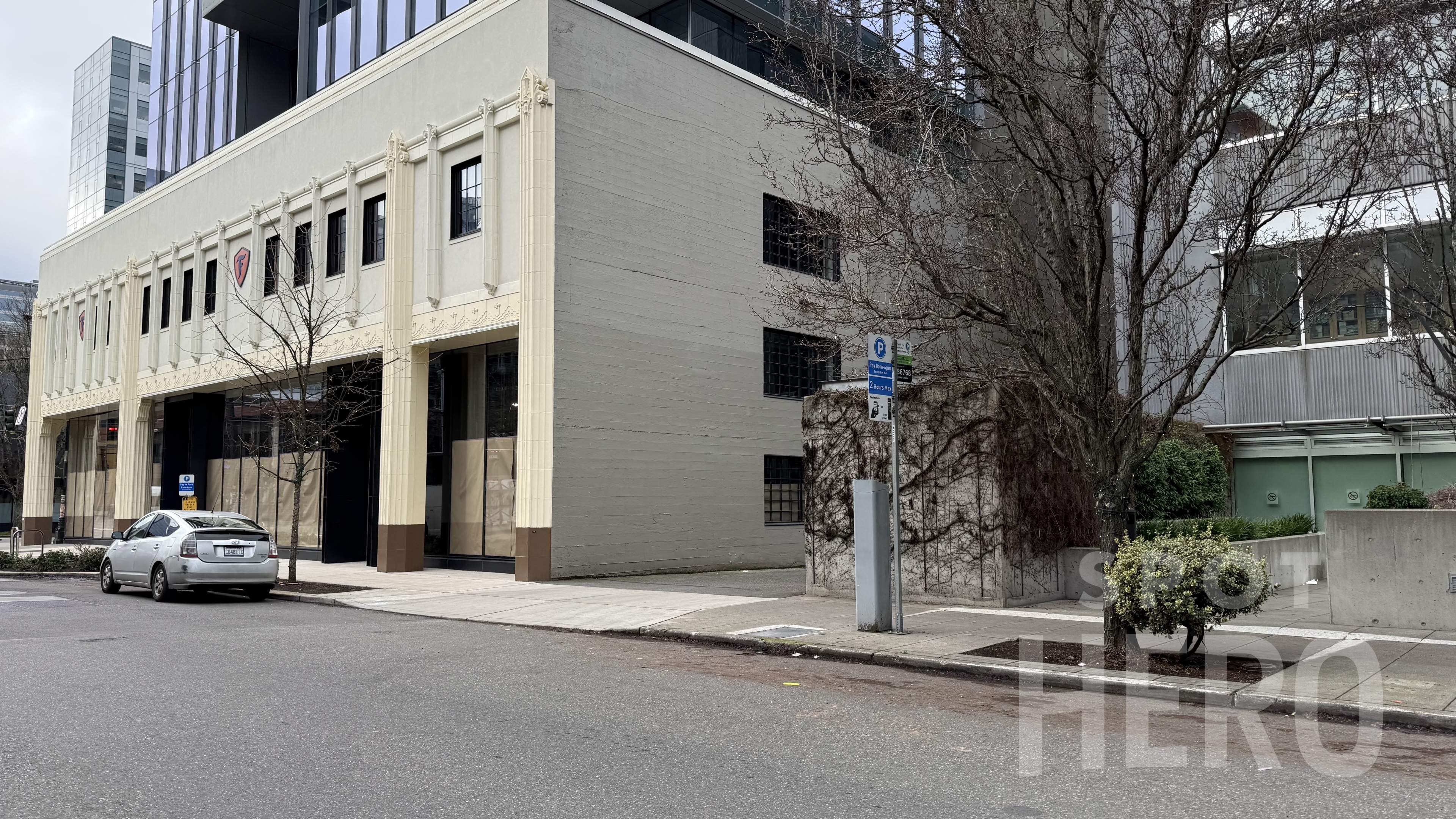 Photo of 970 Harrison St. - 400 Westlake Garage