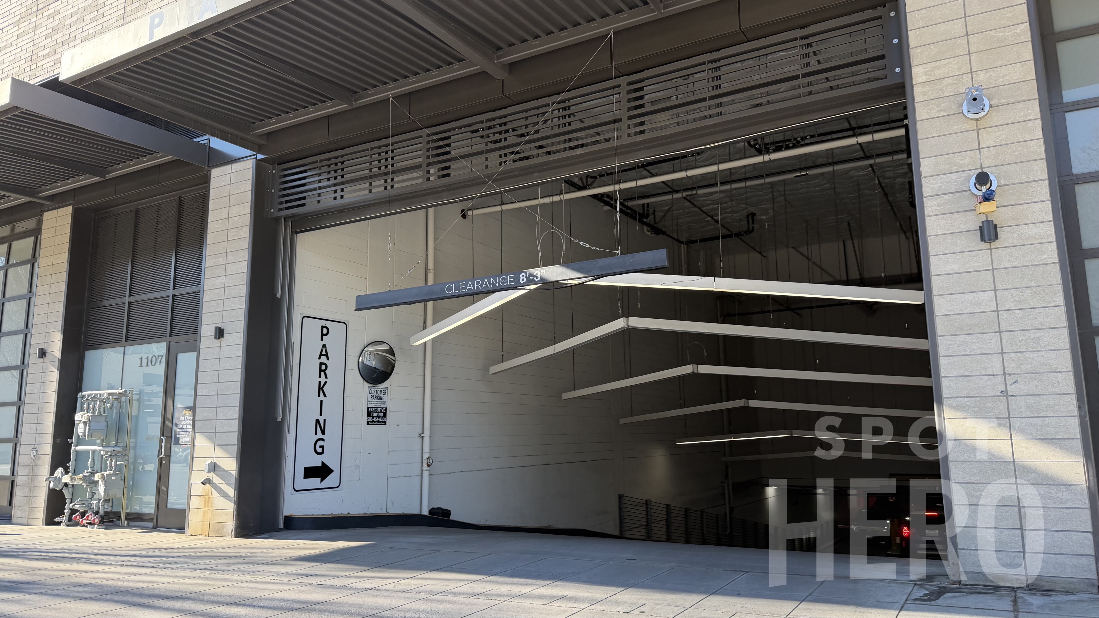 Photo of 1061 NE 9th Ave. - Hassalo on 8th Garage