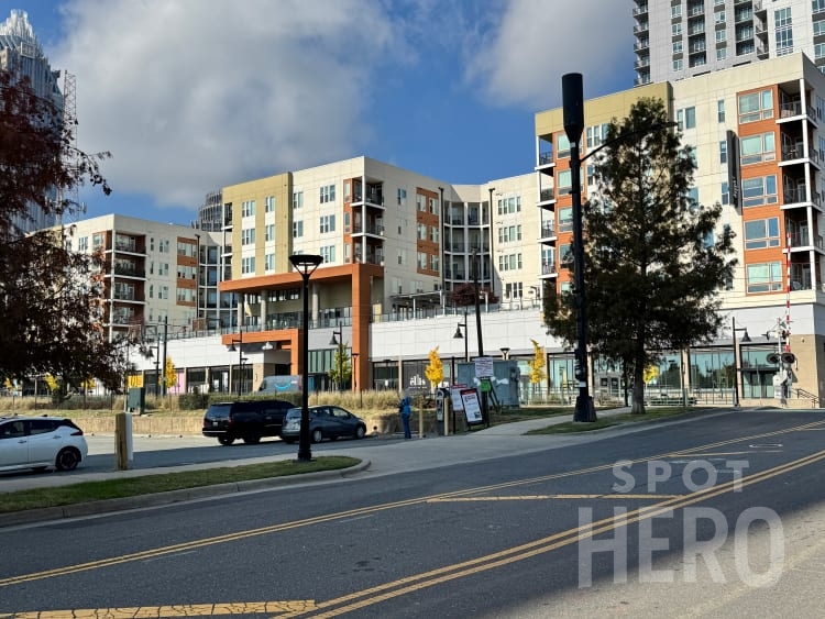 Photo of 300 E 9th St. - Lot