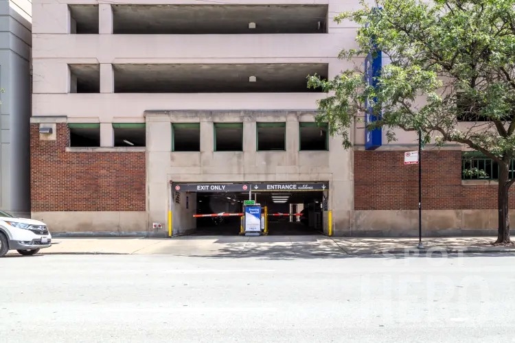 Photo of 671 N Clark St. - West77 Garage