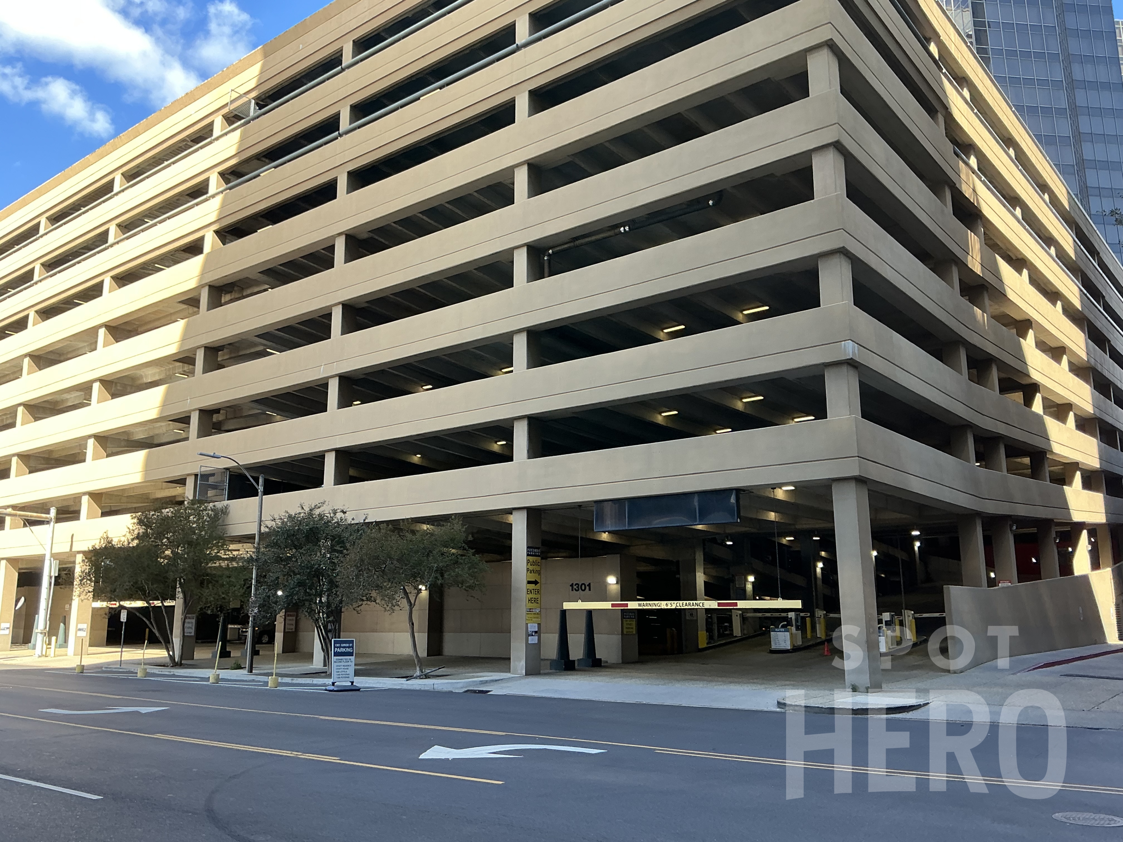 Photo of 1301 Girod St - Garage