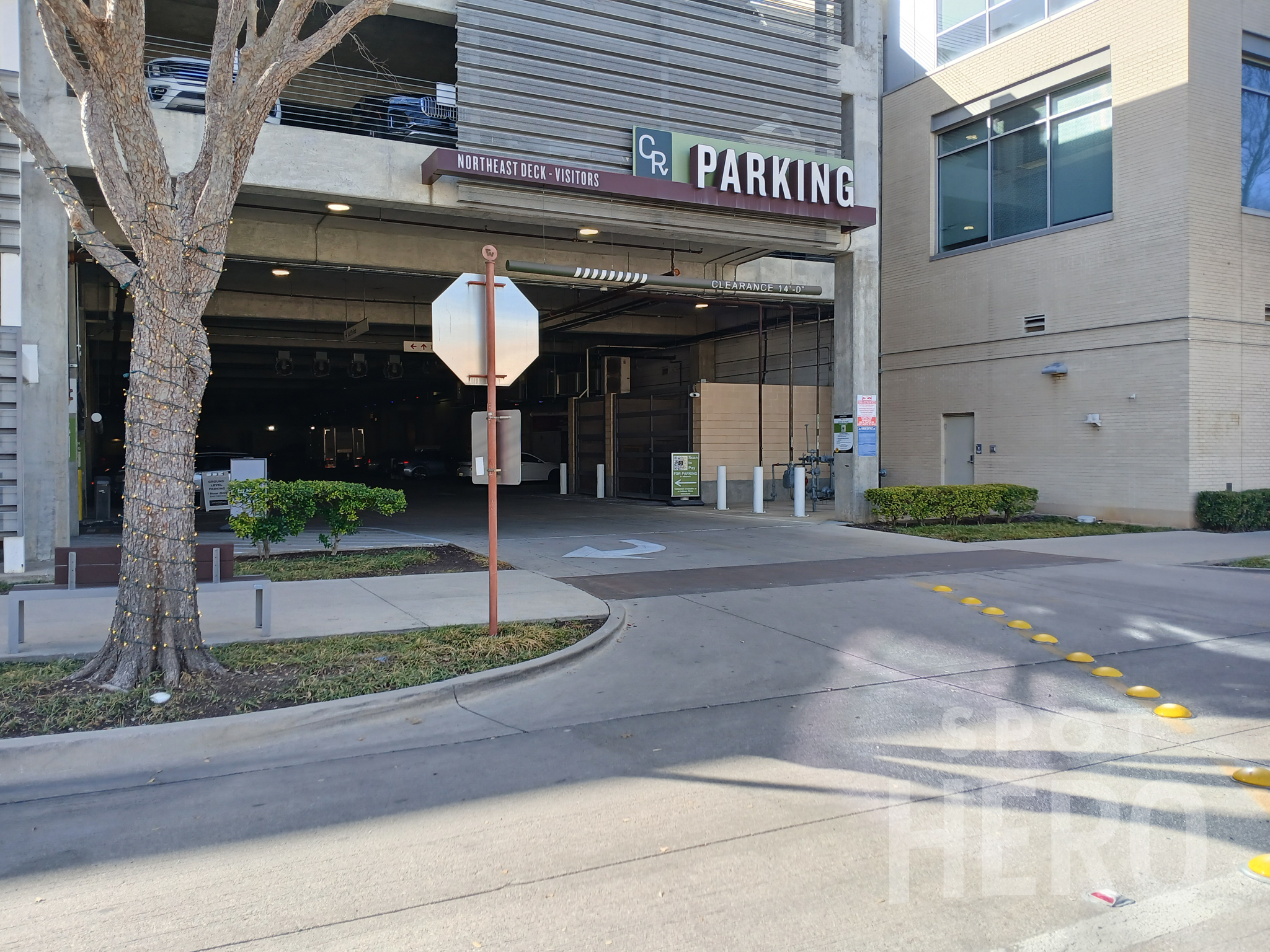 Photo of 854 Foch St. (2821 W 7th St.) - Northeast Garage at Artisan Circle