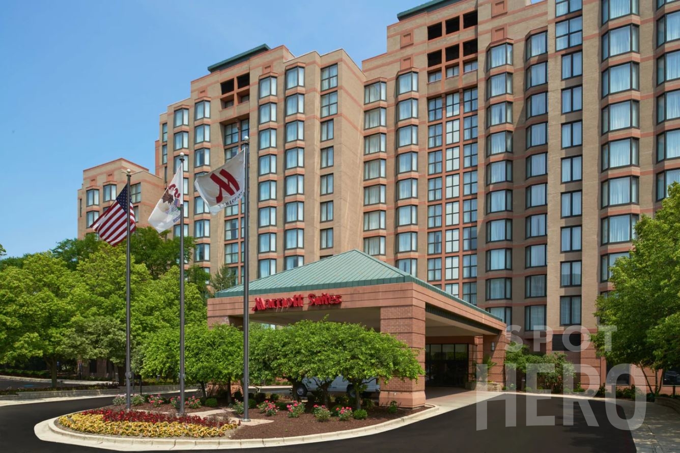 Photo of Chicago Marriott Suites O'Hare - Uncovered Self Park