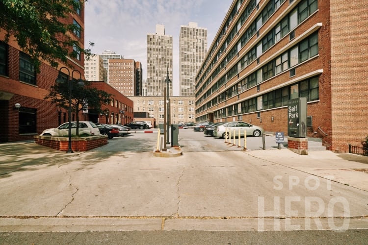 Photo of 350 W Belden Ave. - Lot