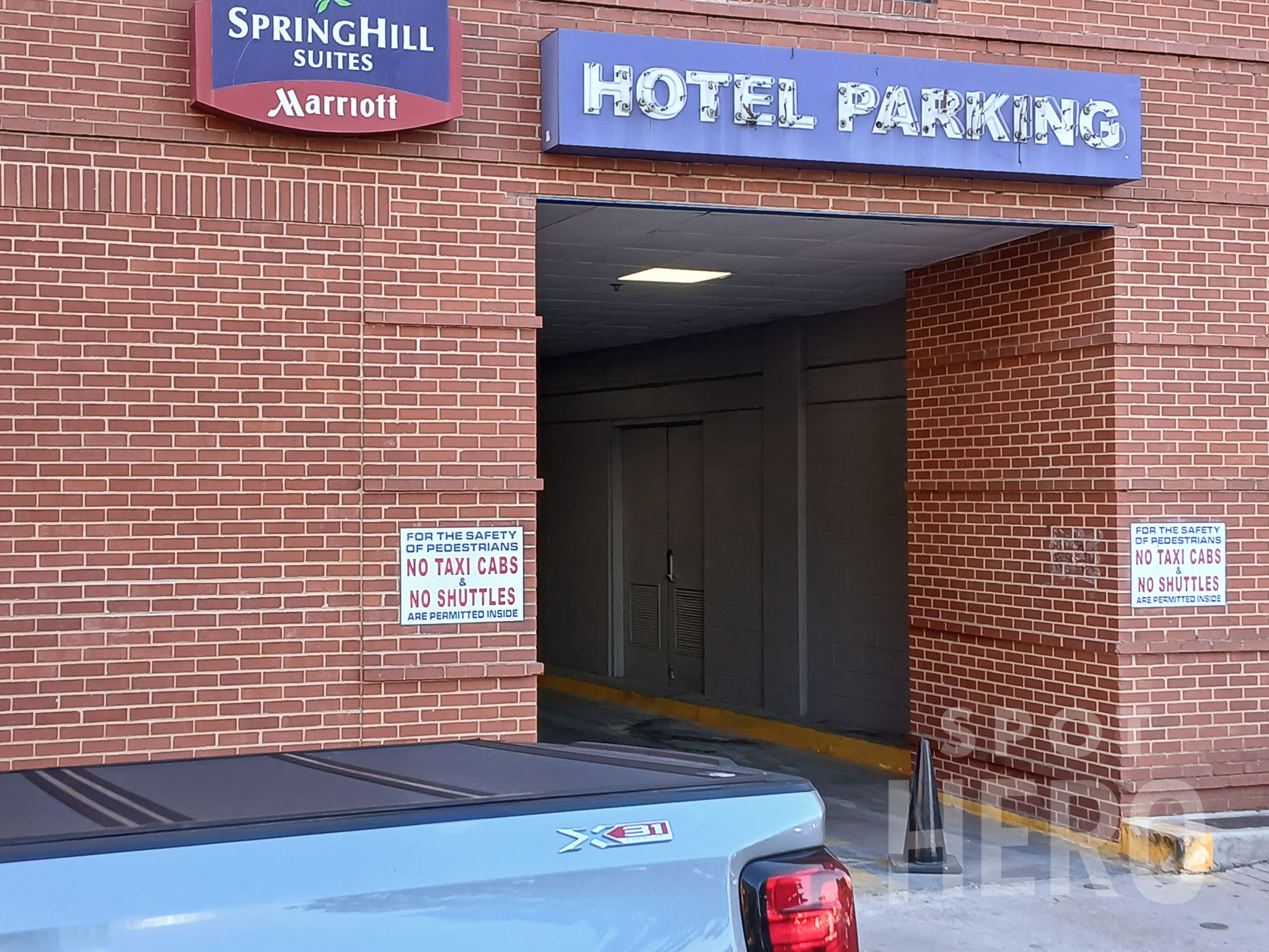 Photo of 1907 N Lamar St. - SpringHill Suites Valet