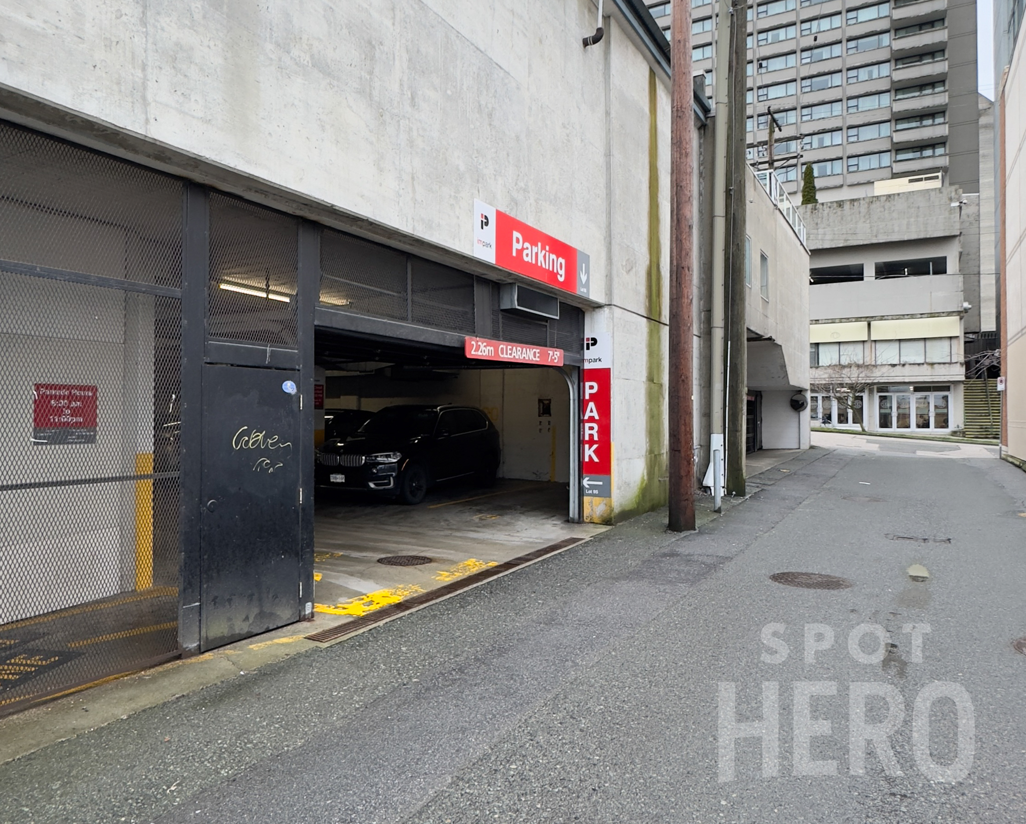 Photo of 665 W Broadway - Michael's Garage (Lot #95)