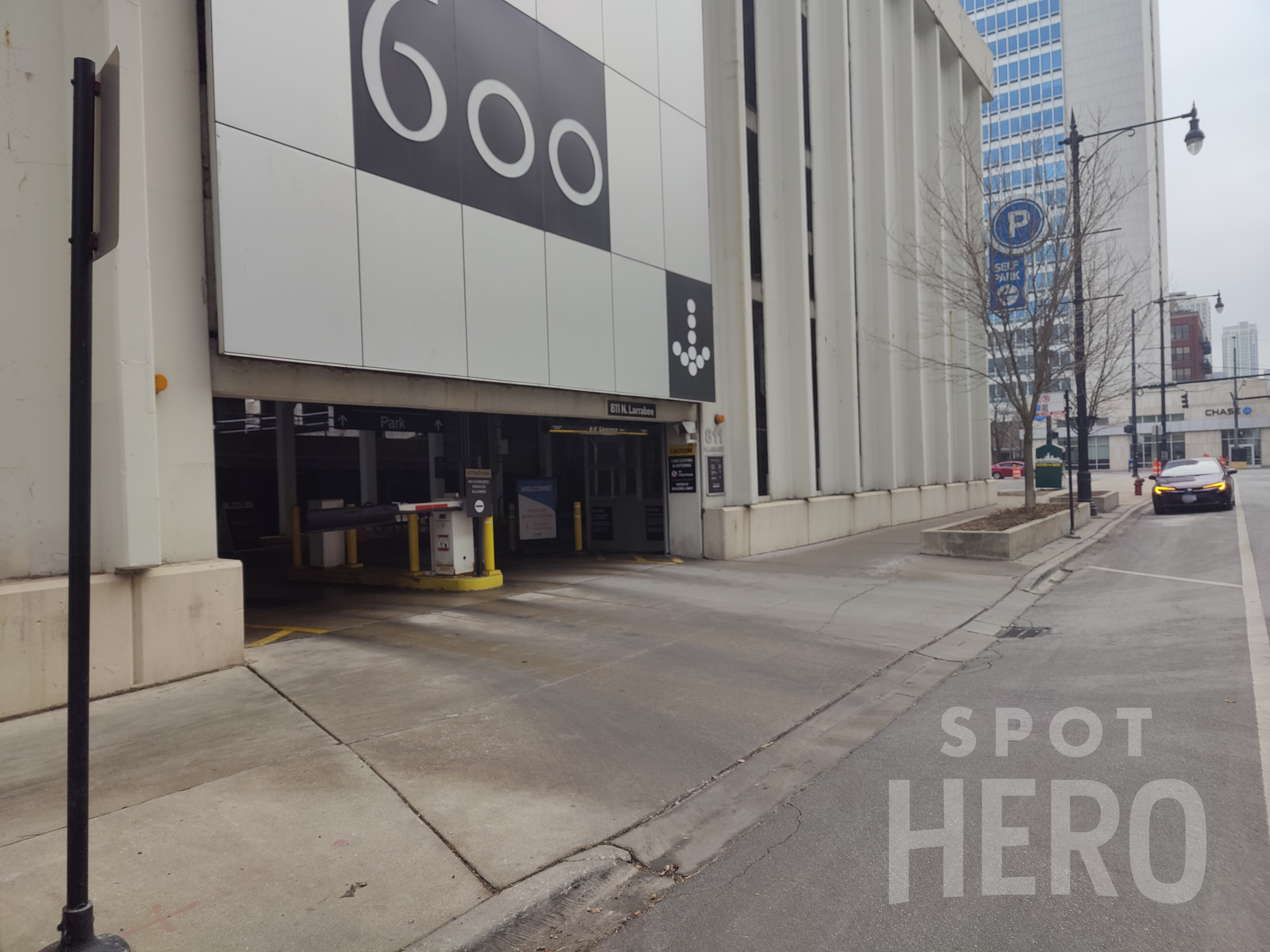 Photo of 811 N Larrabee St. - 600 Park Garage