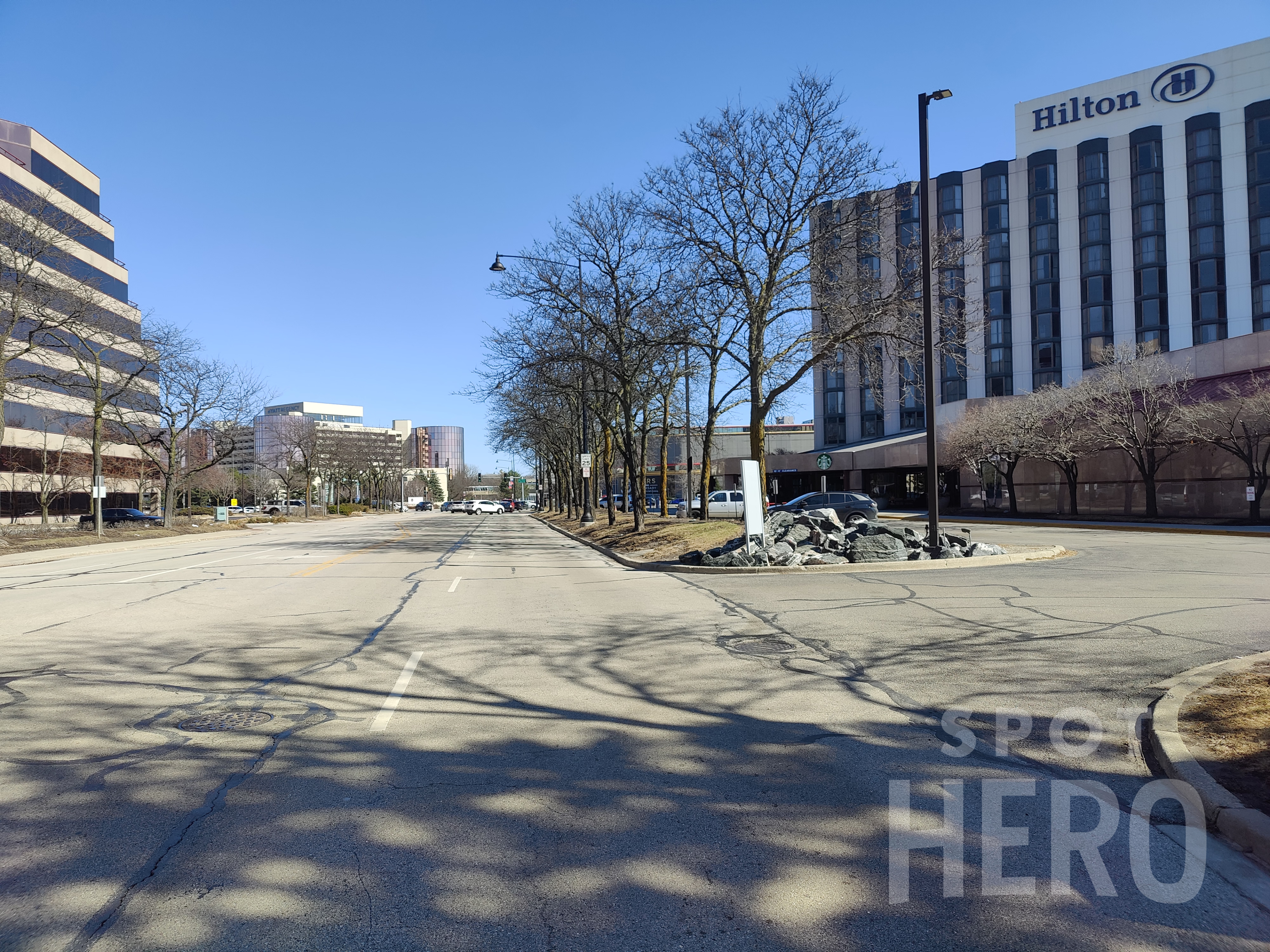 Photo of Hilton Rosemont/Chicago O'Hare - Uncovered Self Park