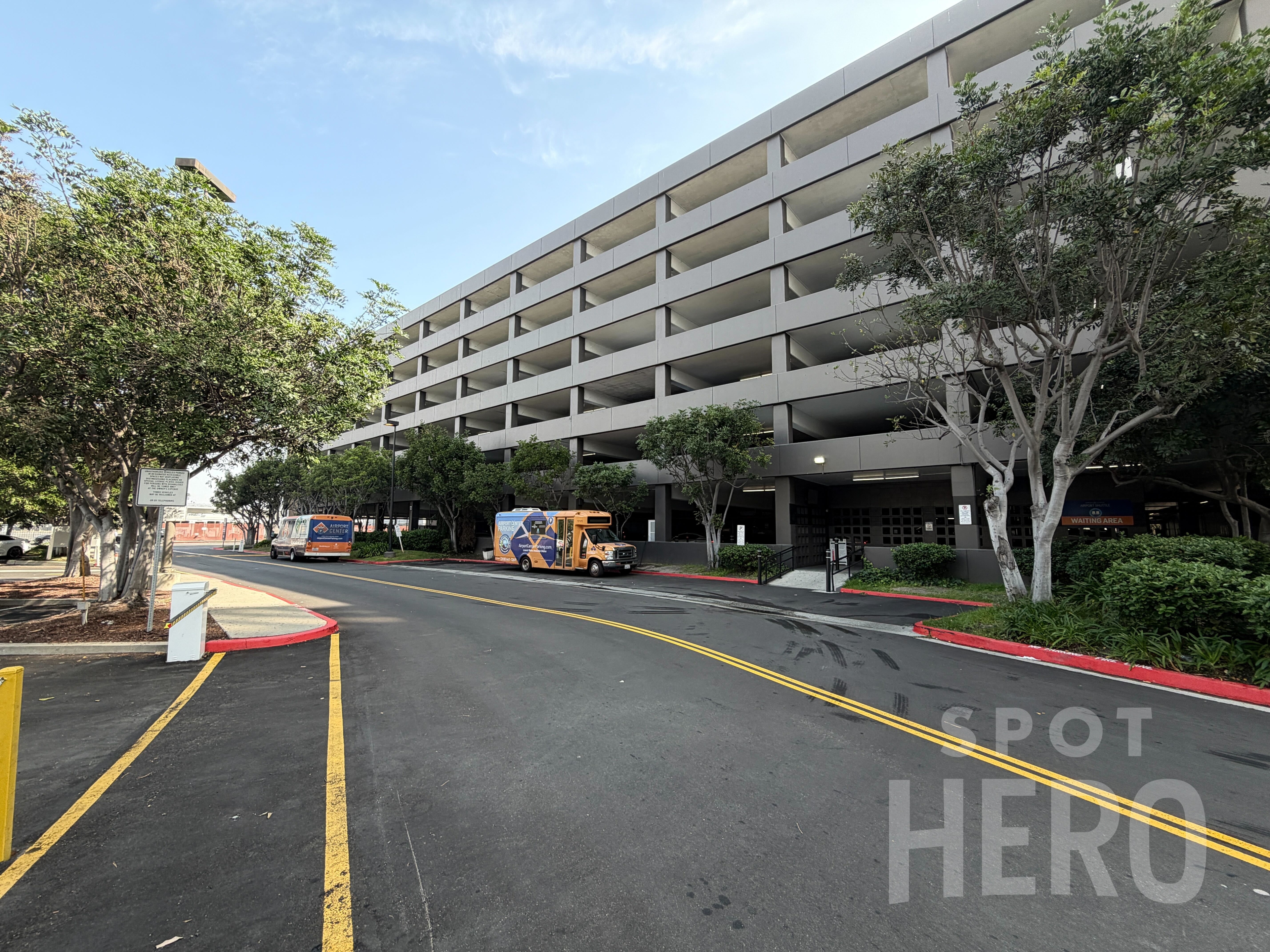 Photo of 5960 W 98th St. - Airport Center LAX Garage