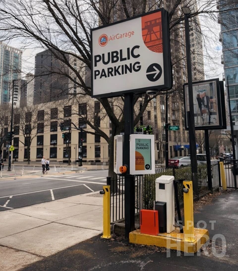 Photo of 734 N Clark St. - Lot