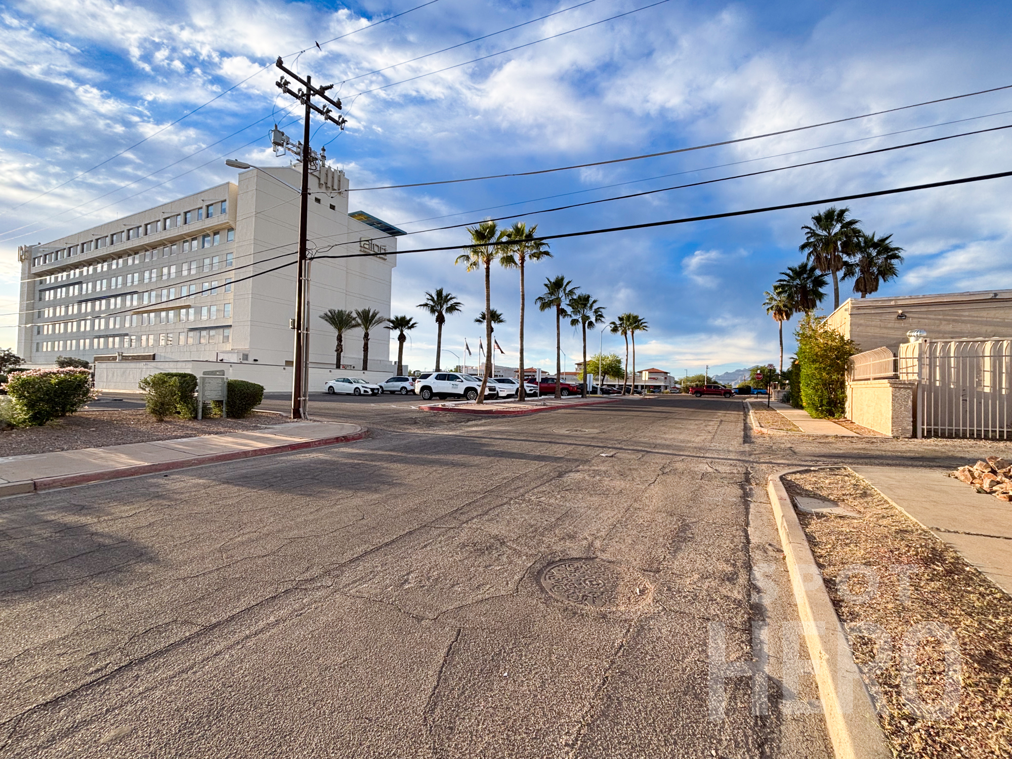 Photo of 1900 E Speedway Blvd. - Aloft Tucson Lot