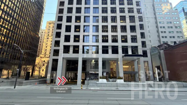 Photo of 95 Wellington St. W - Lot 432