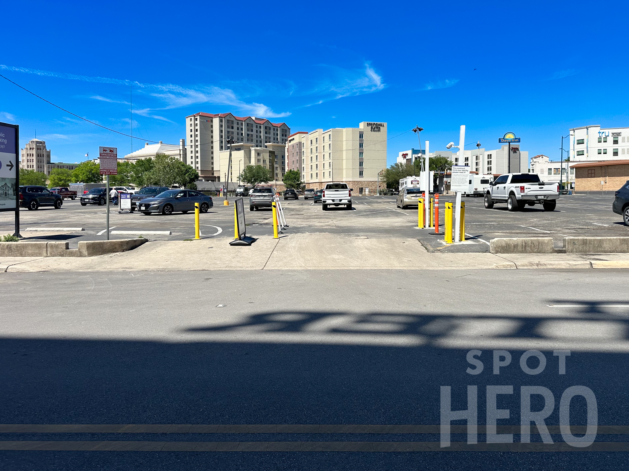 Photo of 339 E Crockett St. - Crockett Lot