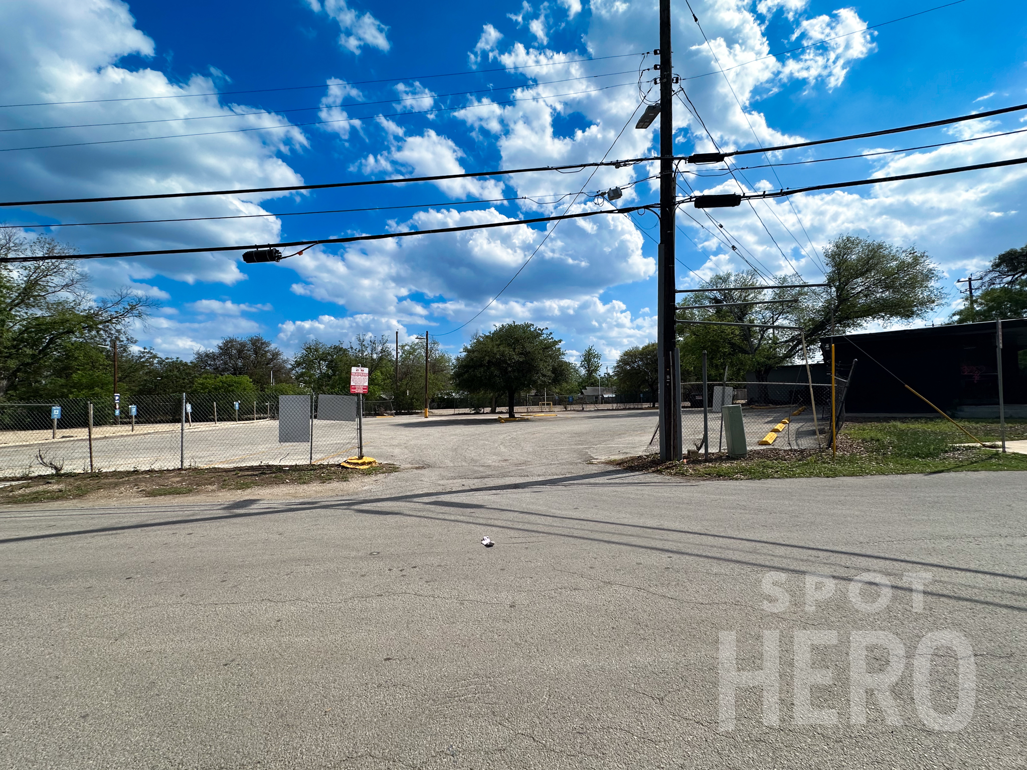 Photo of 410 E Craig Pl. (2806 N St Mary's St.) - Lot