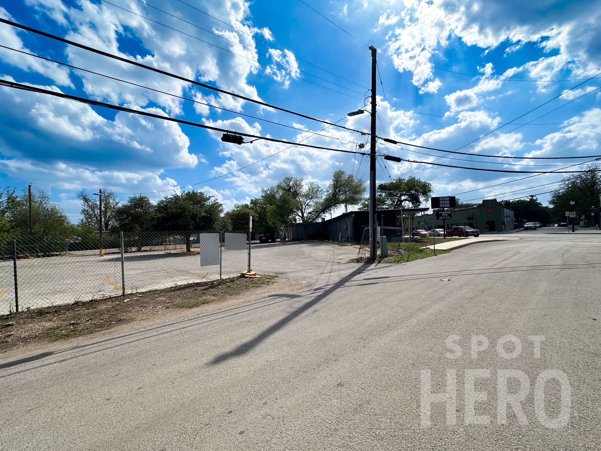 Photo of 410 E Craig Pl. (2806 N St Mary's St.) - Lot