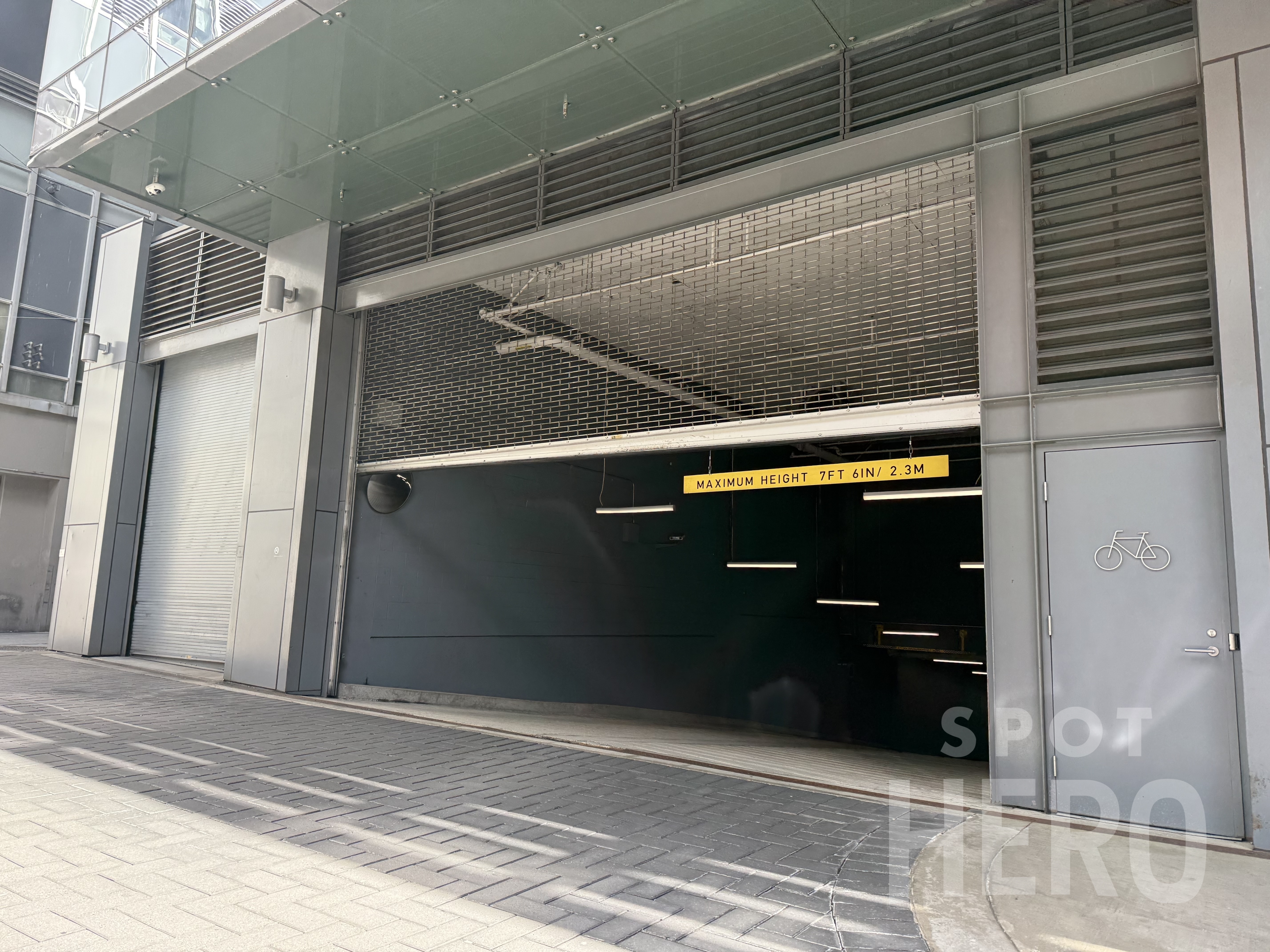 Photo of 711 Richards St. (510 West Georgia) - Telus Garden Offices Garage Lot #9160