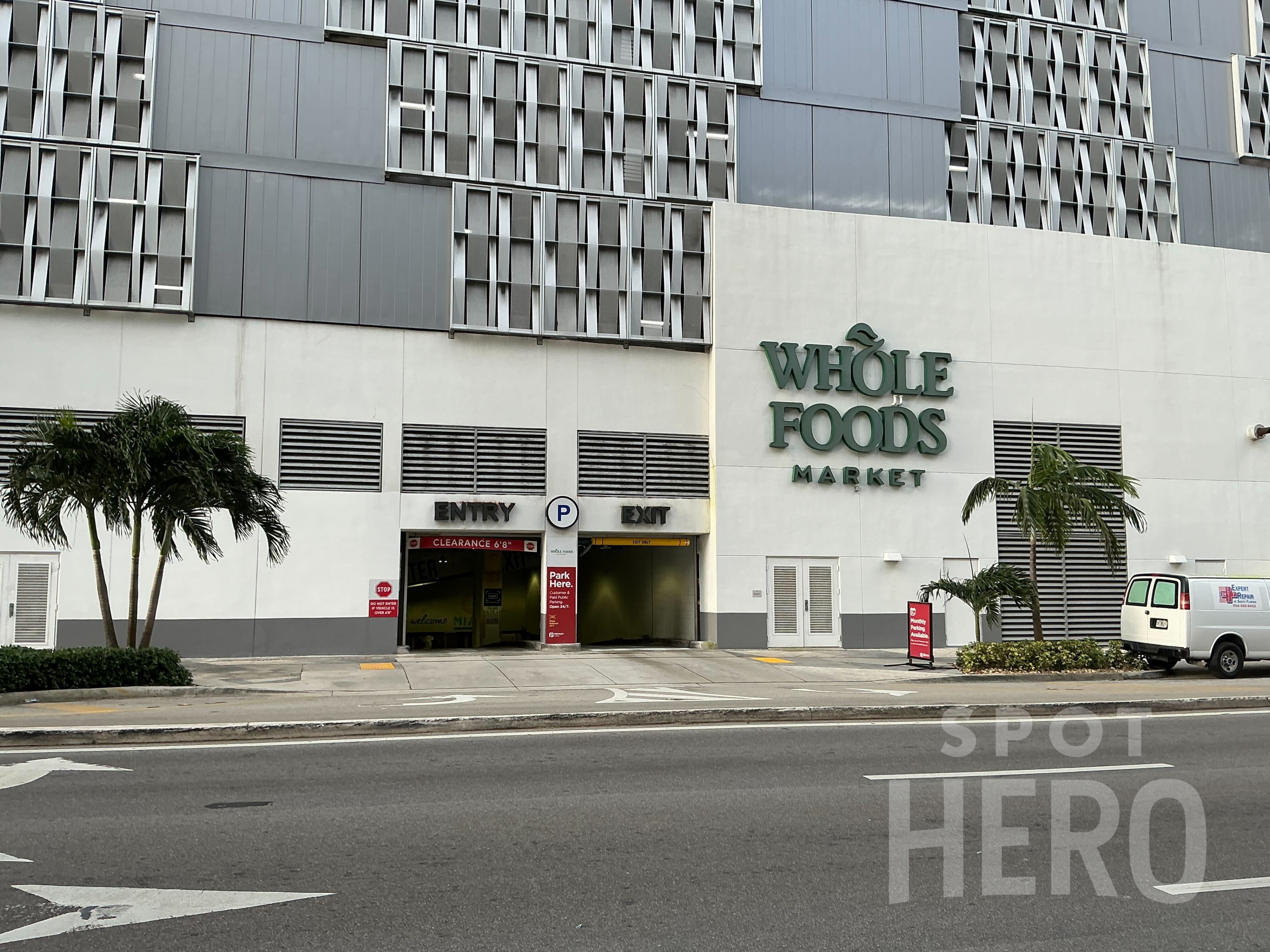 Photo of 224 SE 2nd St. (P2531) - Whole Foods Market Garage