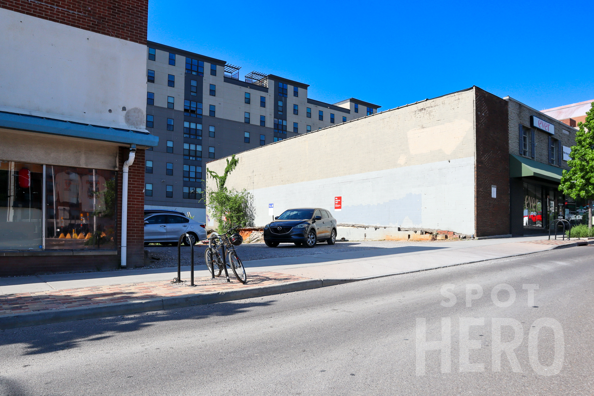 Photo of 1713 Cumberland Ave. - McGhee Lot