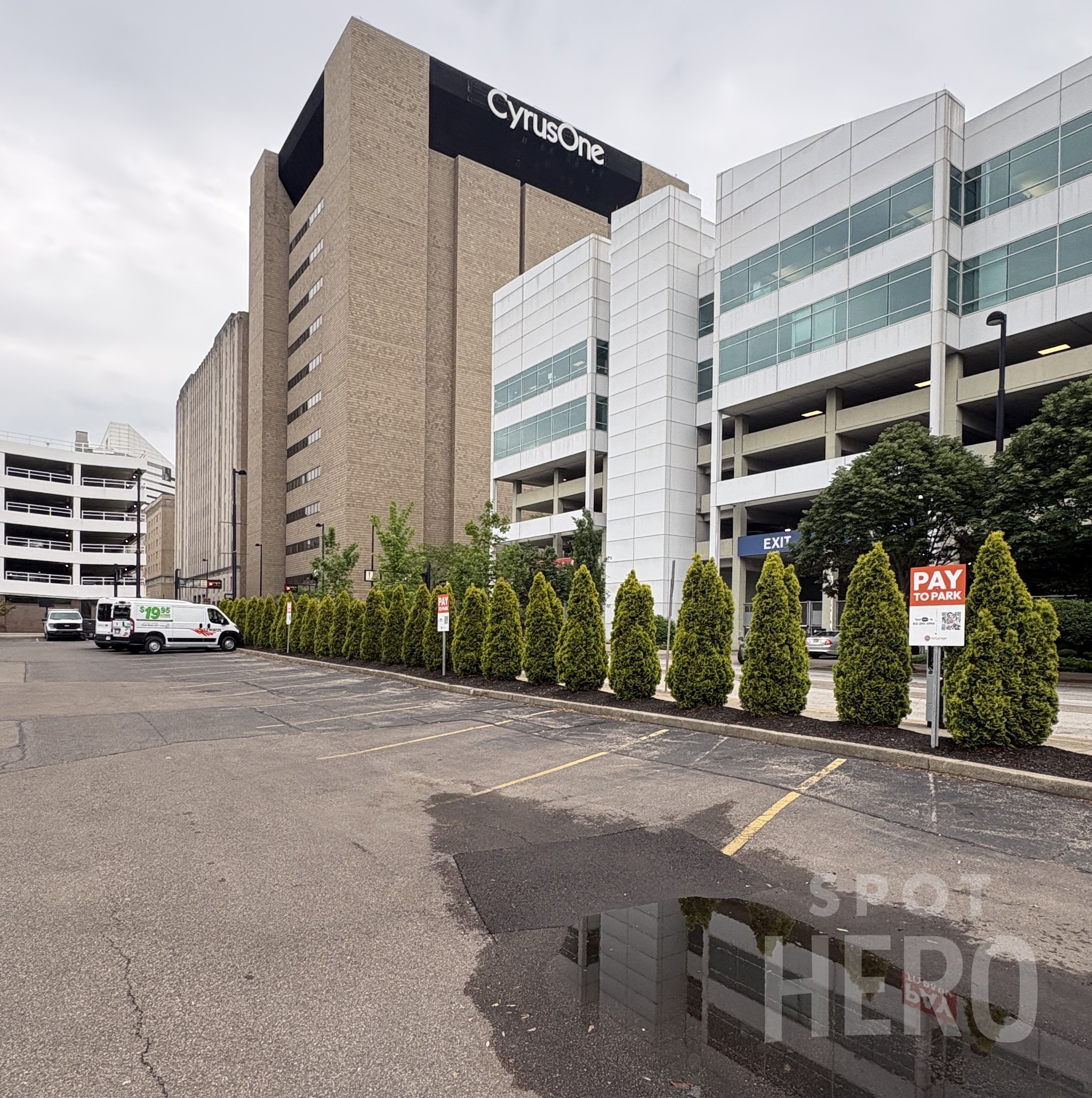 Photo of 310 W 7th St. - Cathedral Downtown Parking Lot
