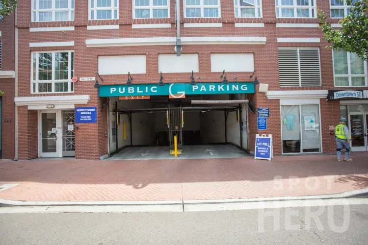 Photo of 435 Fourth Ave. - Gaslamp City Square Garage