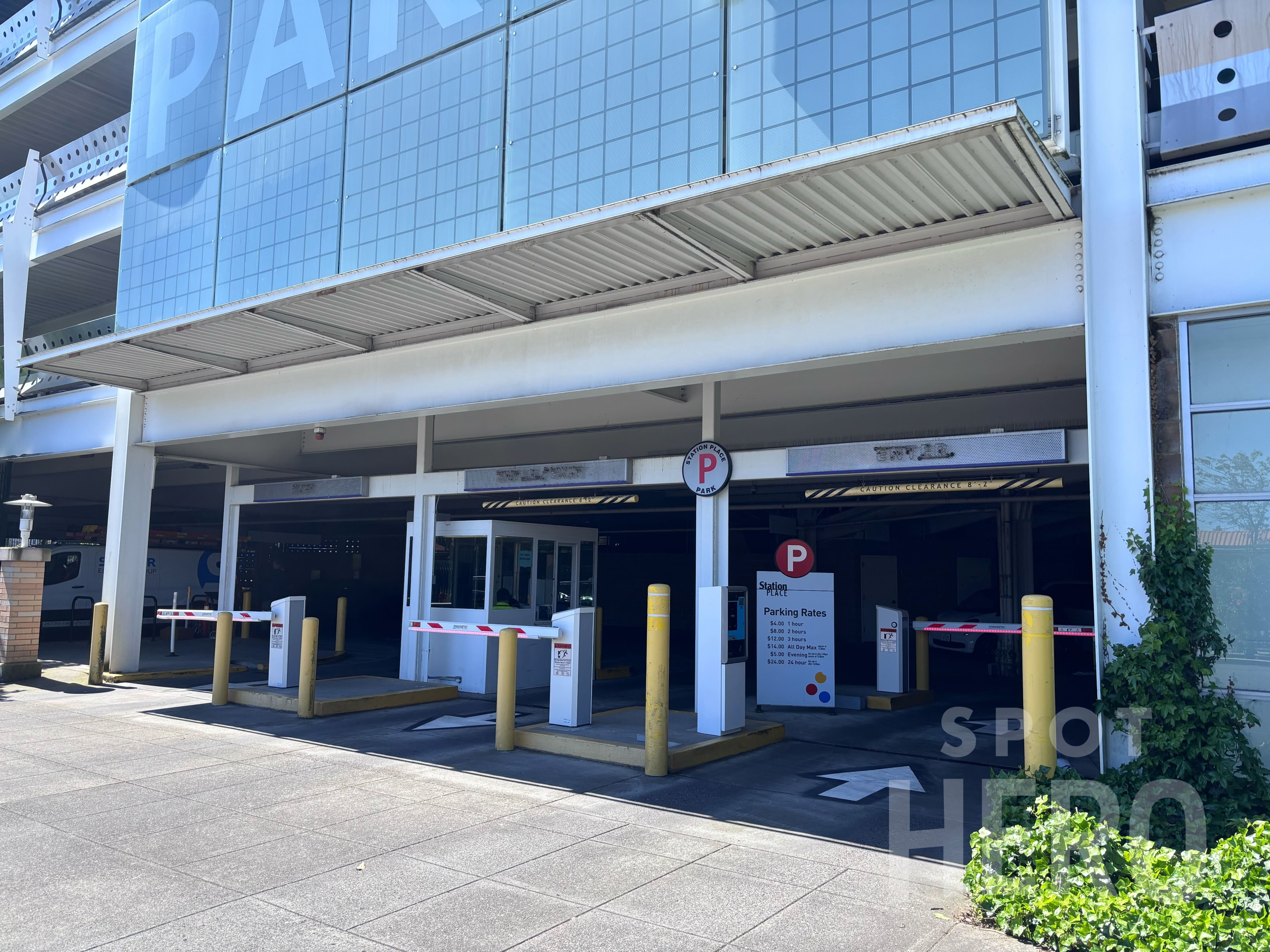 Photo of 1025 NW Station Way - Garage 82
