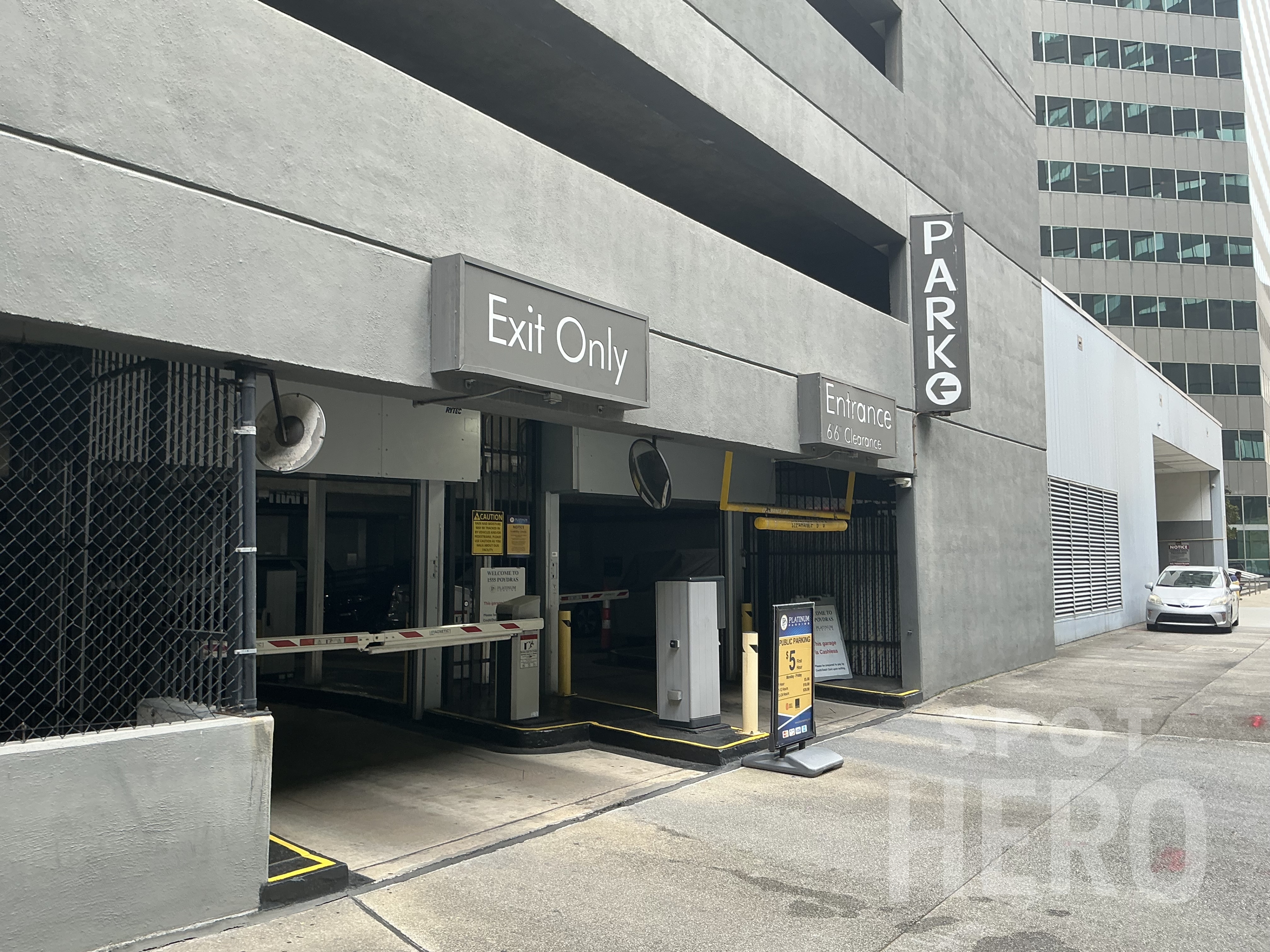 Photo of 1555 Poydras St. (Superdome Events Parking) - Garage