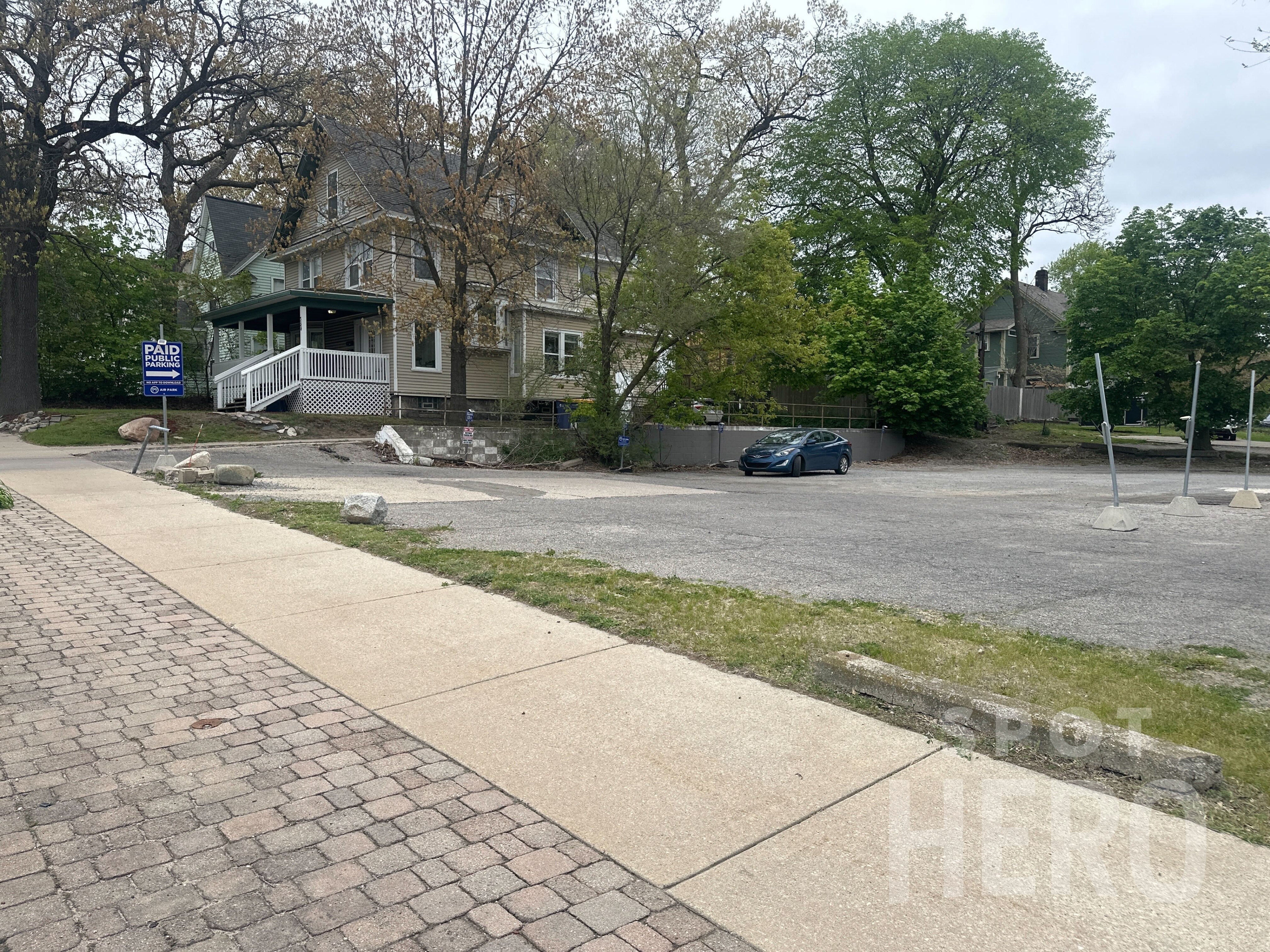 Photo of 1201 Wealthy St. SE - Lot