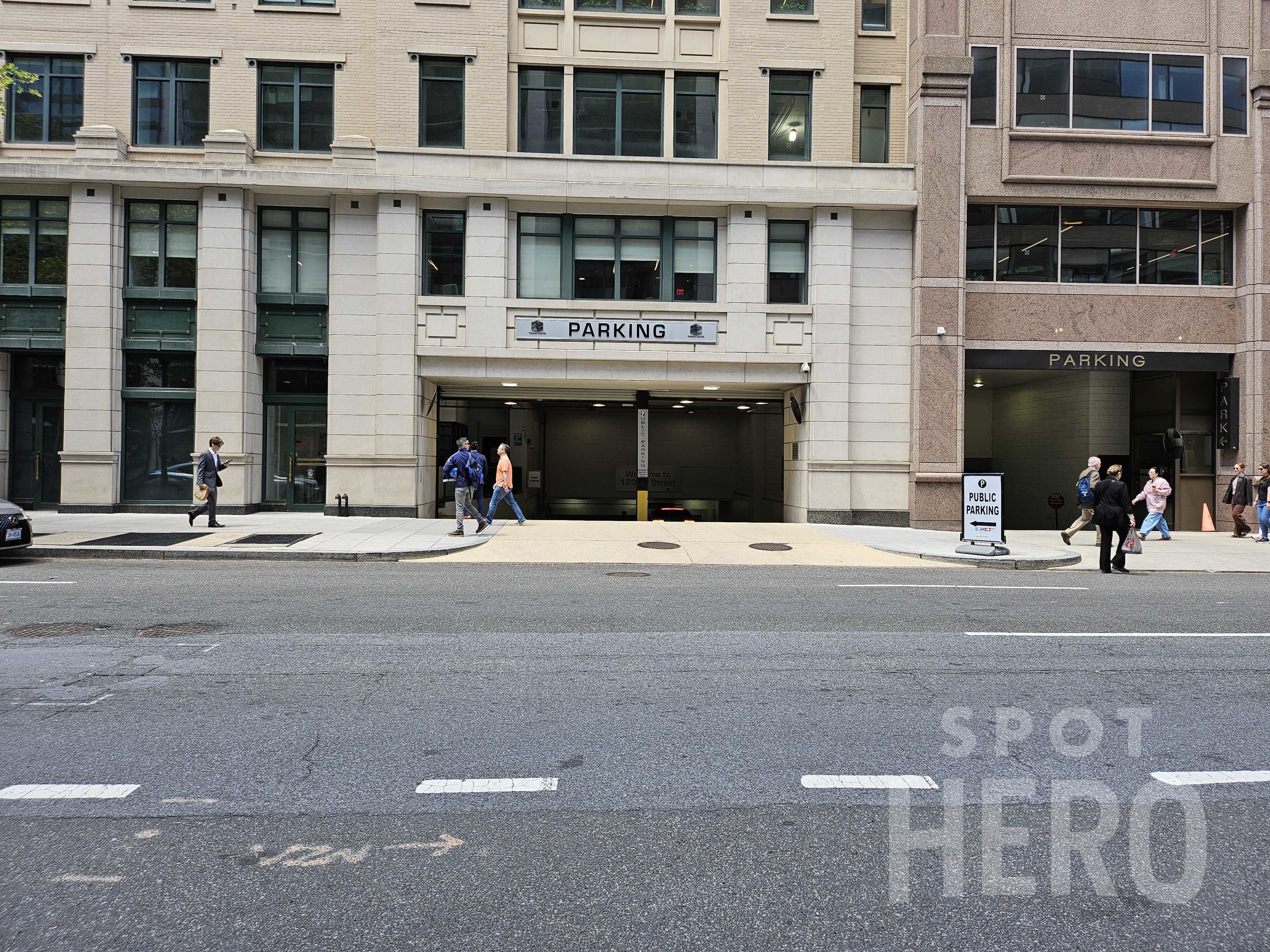 Photo of 610 12th St. NW (1201 F St NW) - Garage