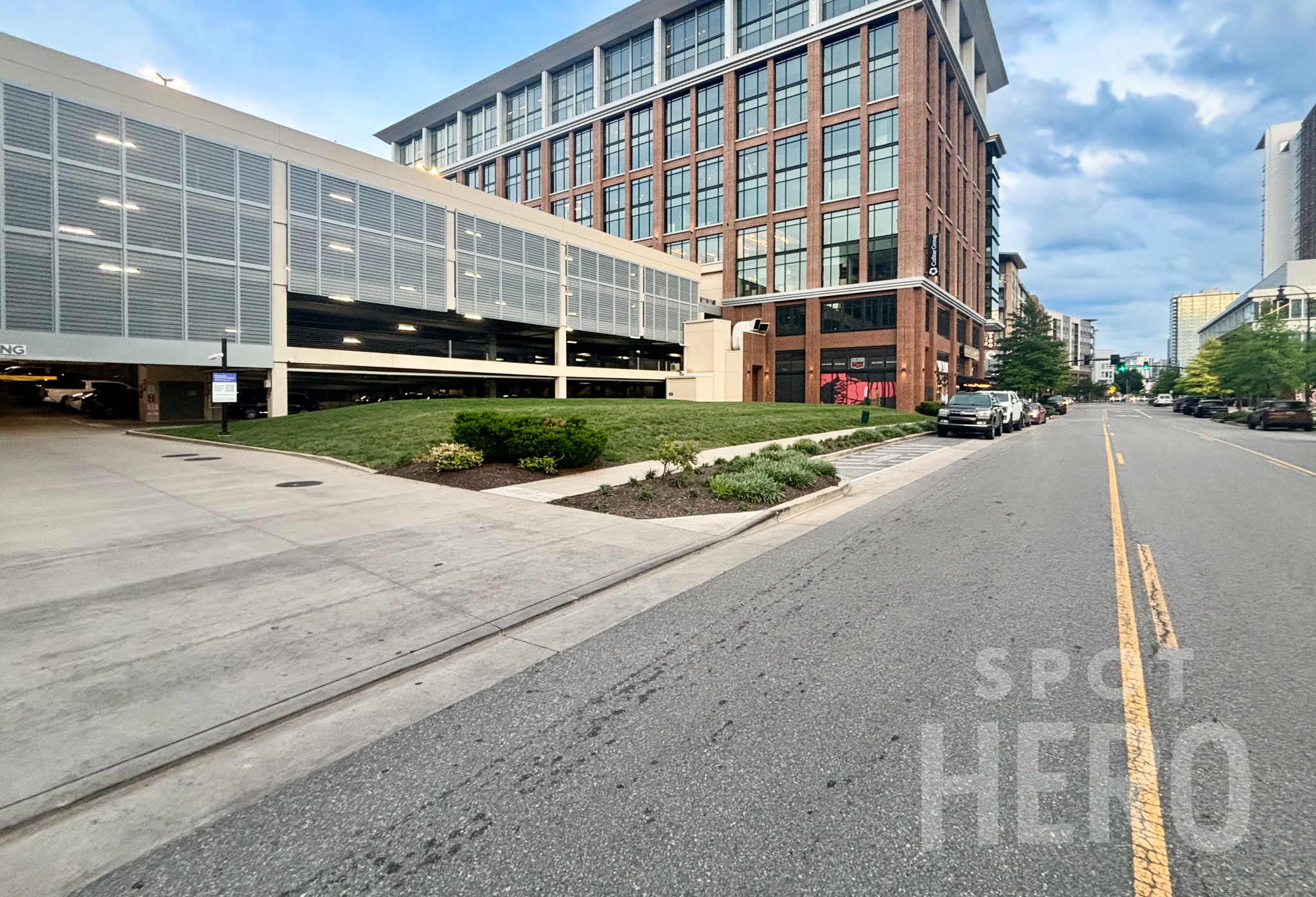 Photo of 500 11th Ave. N - Capitol View Garage 1