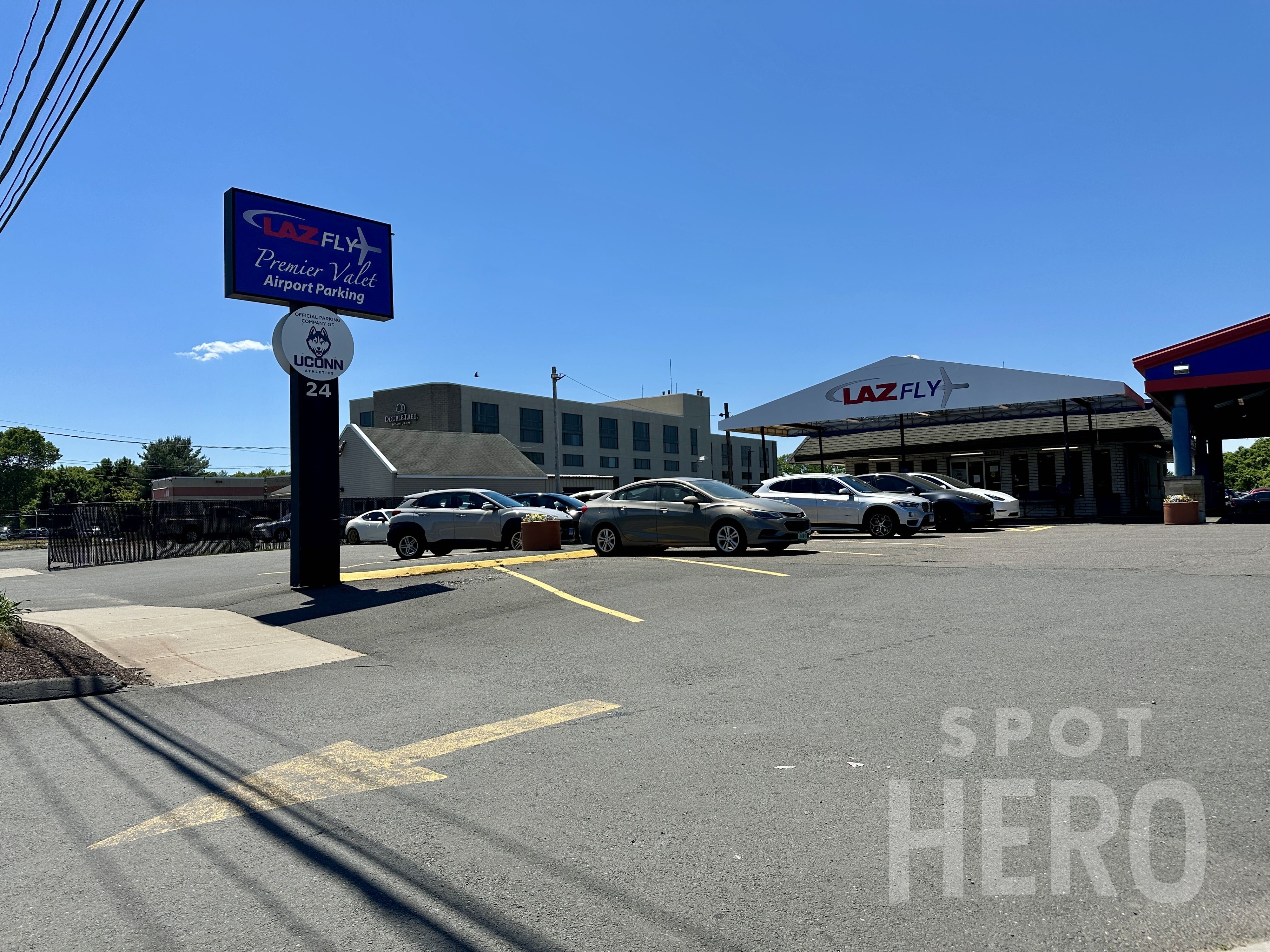 Photo of LAZ Fly Premier - Uncovered Valet