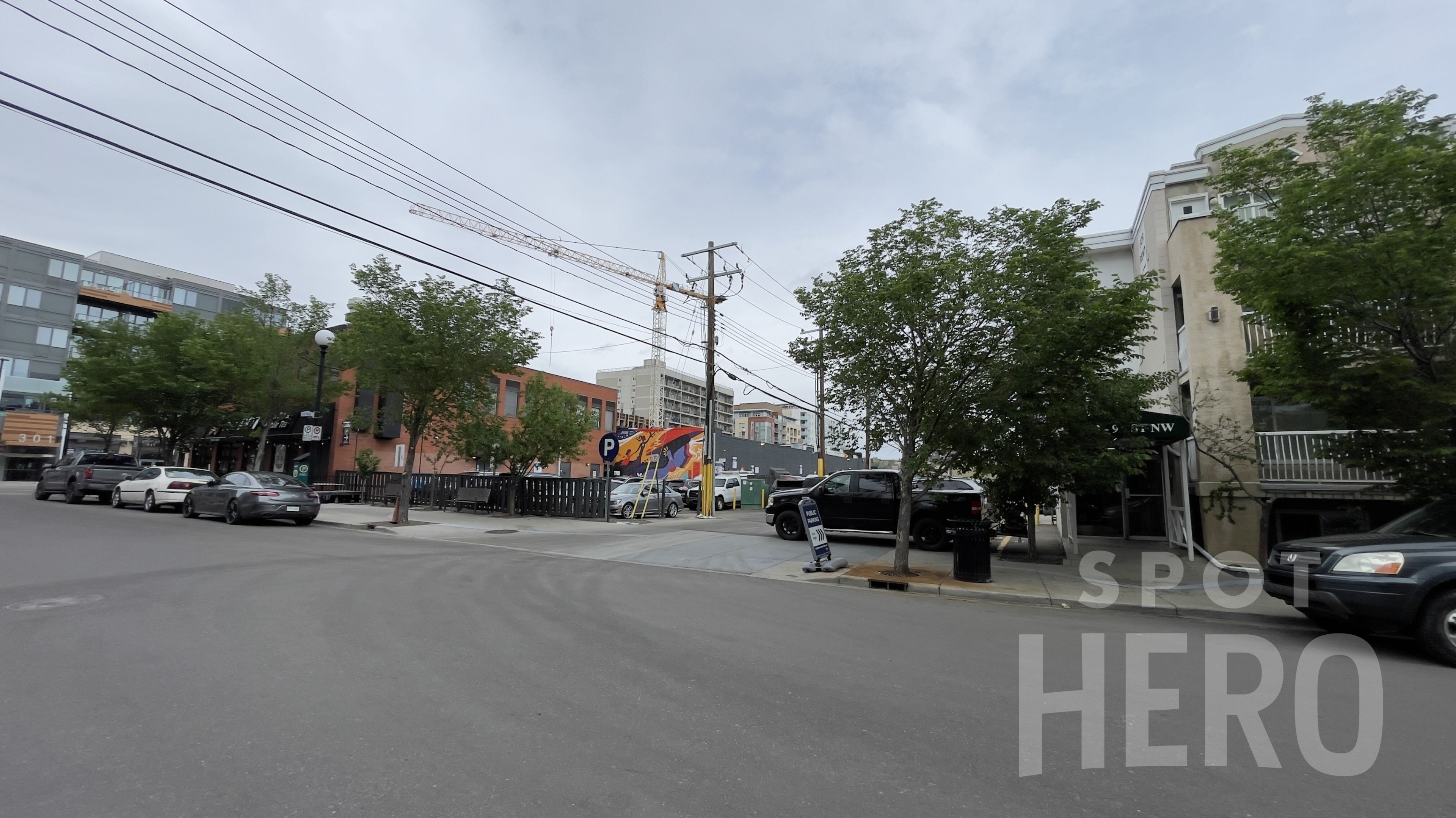 Photo of 306 10 St NW - Alley Lot G0107