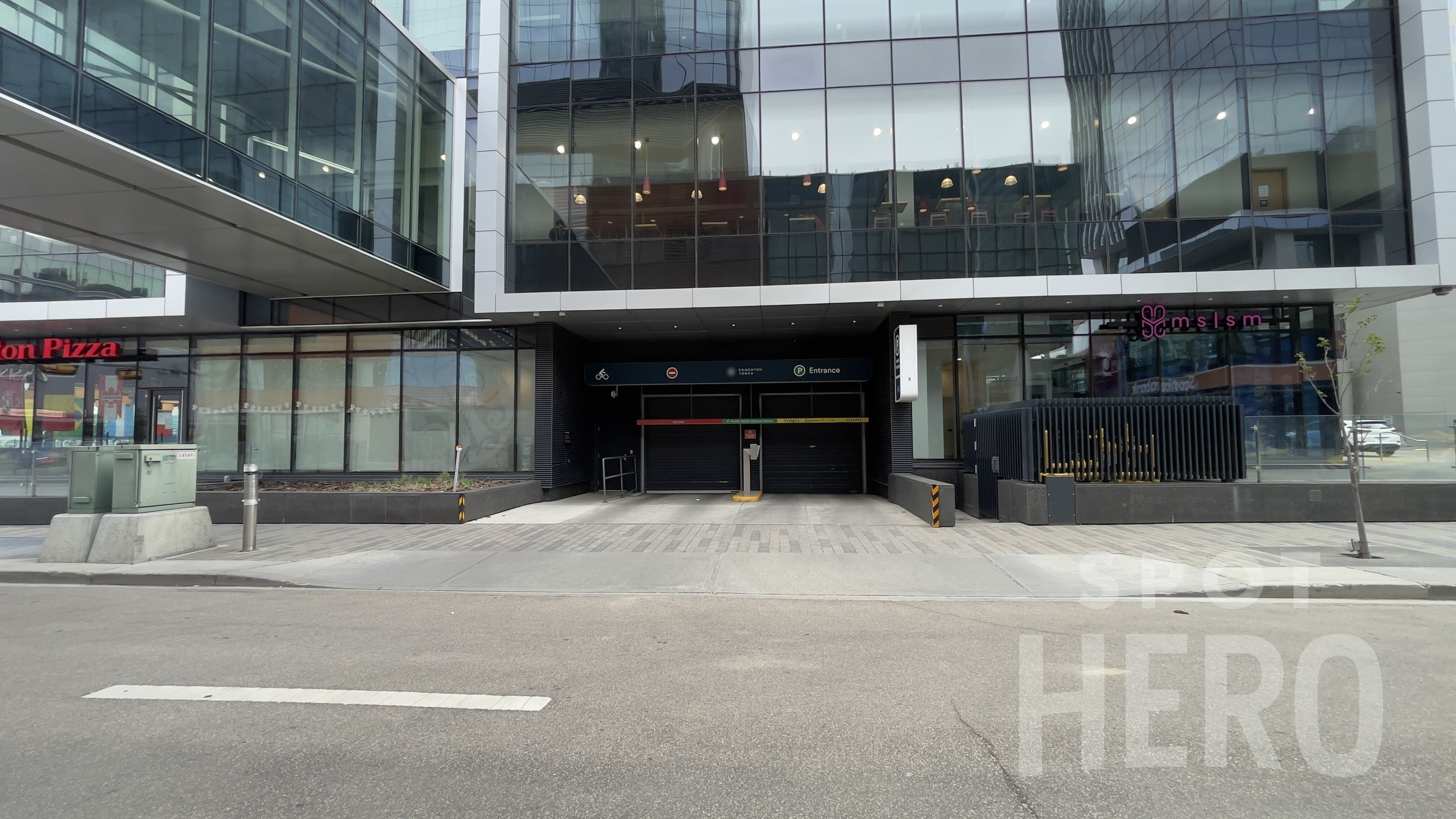 Photo of 10345 102 St. NW (Edmonton Tower Garage) - L1057