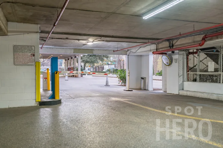 Photo of 111 E Cesar Chavez St. - The Line Hotel Valet
