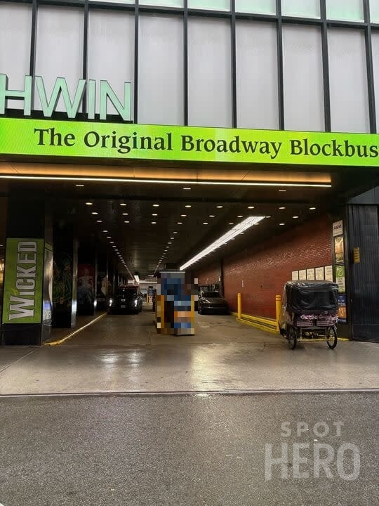 Photo of 235 W 50th St. (1633 Broadway) - Valet Garage