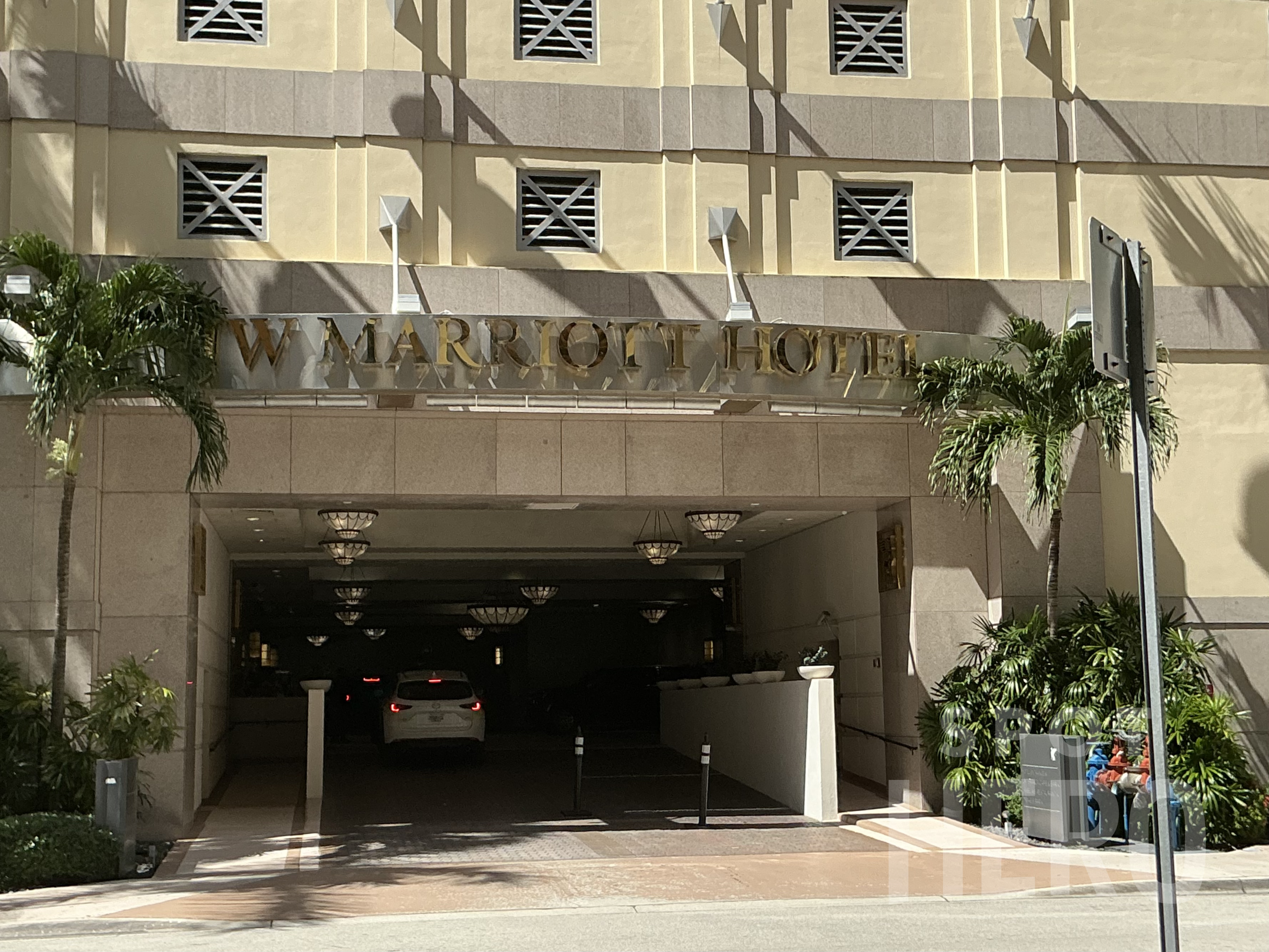 Photo of 1109 Brickell Ave. - JW Marriott Valet