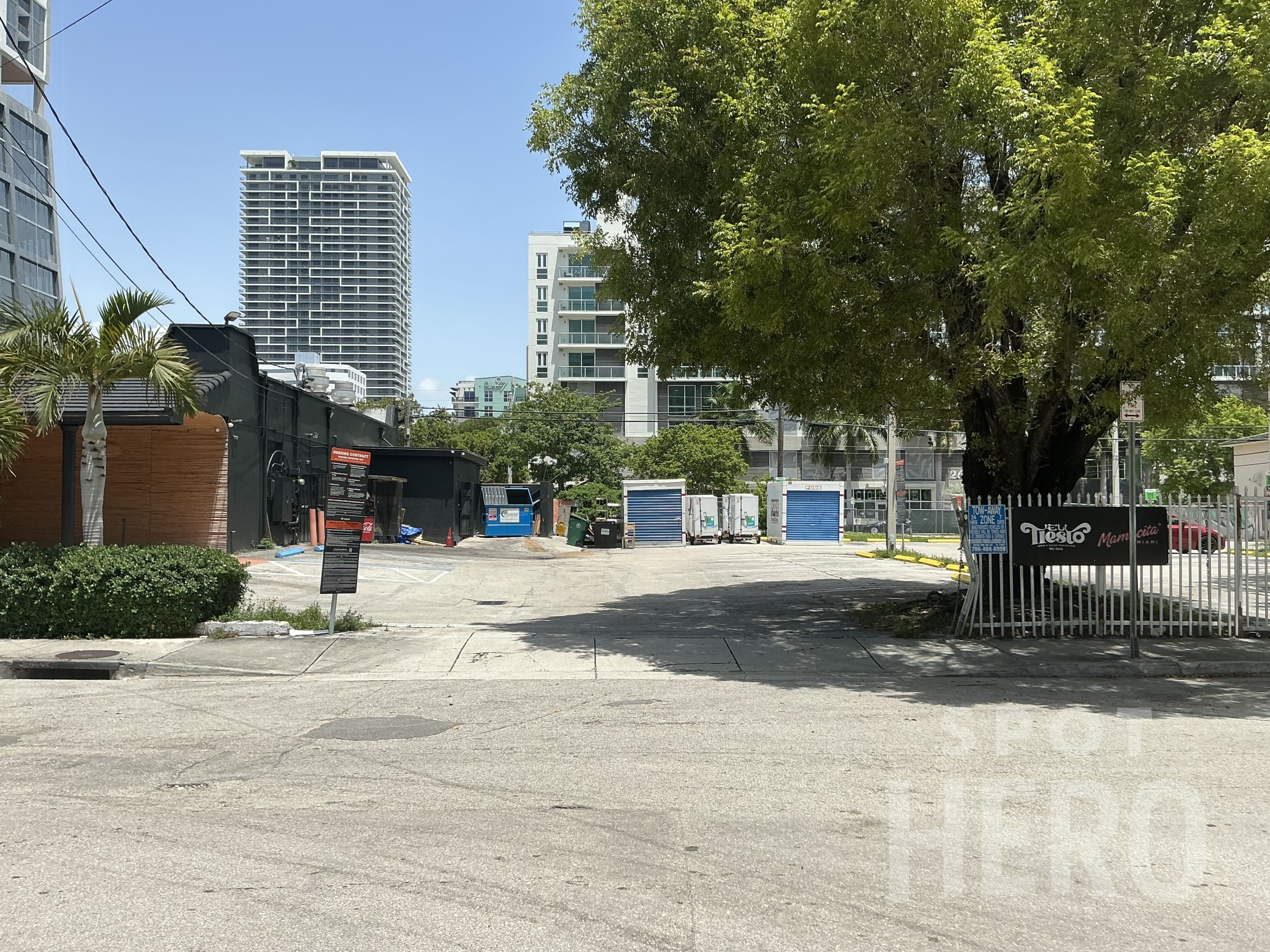 Photo of 321 NE 25th St. (2501 Biscayne Blvd.) - El Tiesto Lot