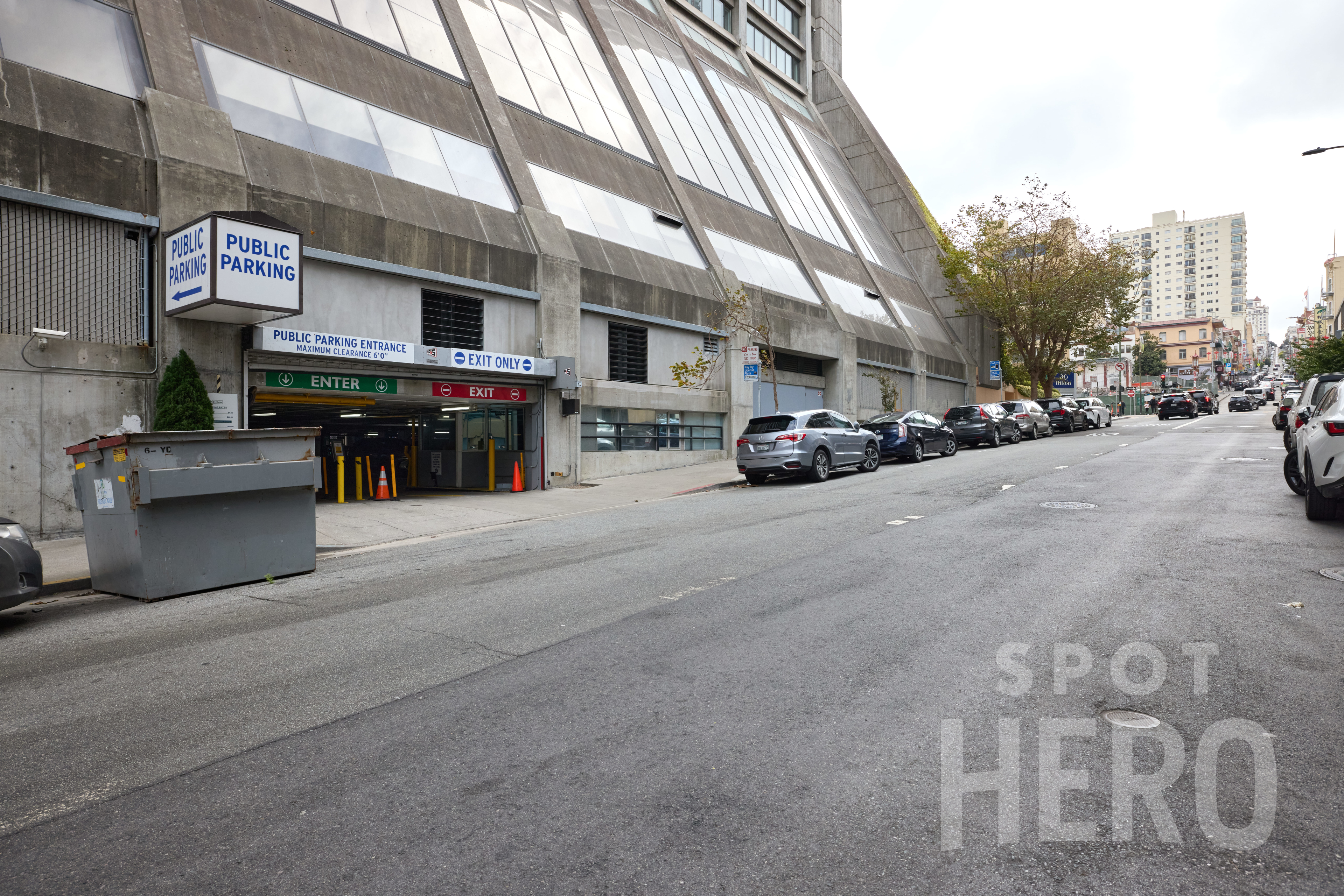 Photo of 635 Washington St. - Hilton Self-Park Garage