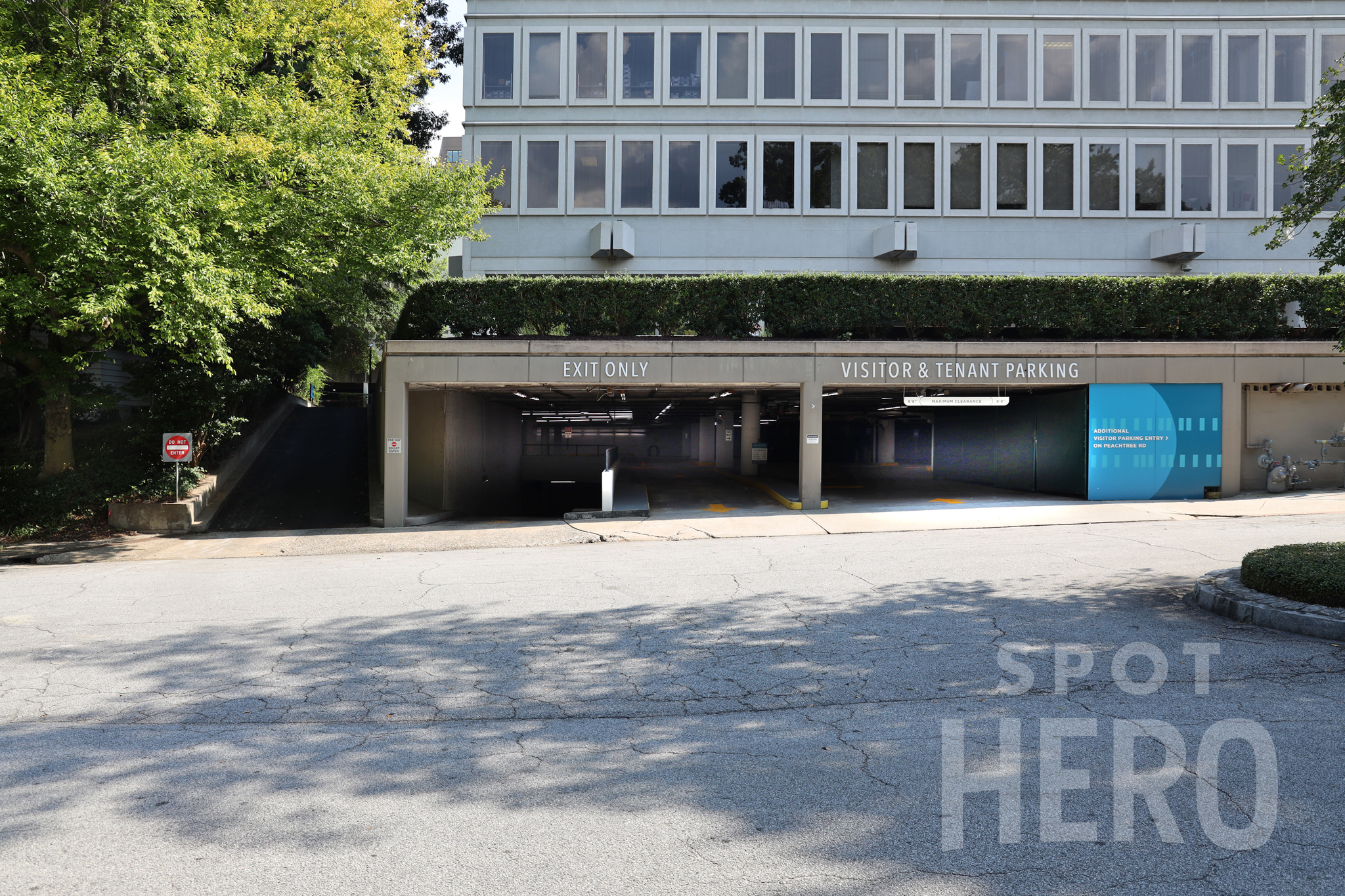 Photo of 7 Palisades Rd. NE (1819 Peachtree St. NE) - Garage