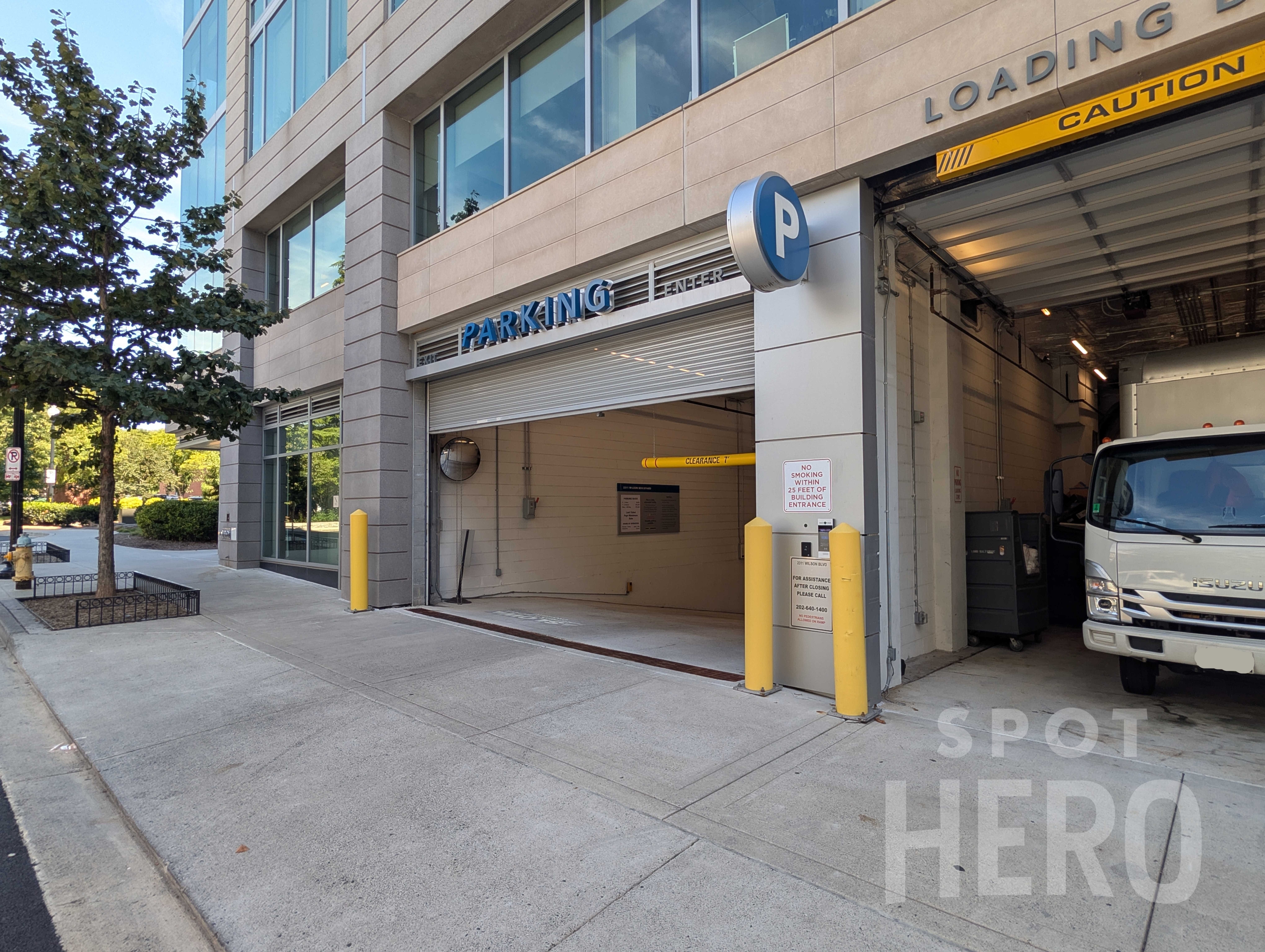 Photo of 1519 N Adams St. (2311 Wilson Blvd.) - Garage