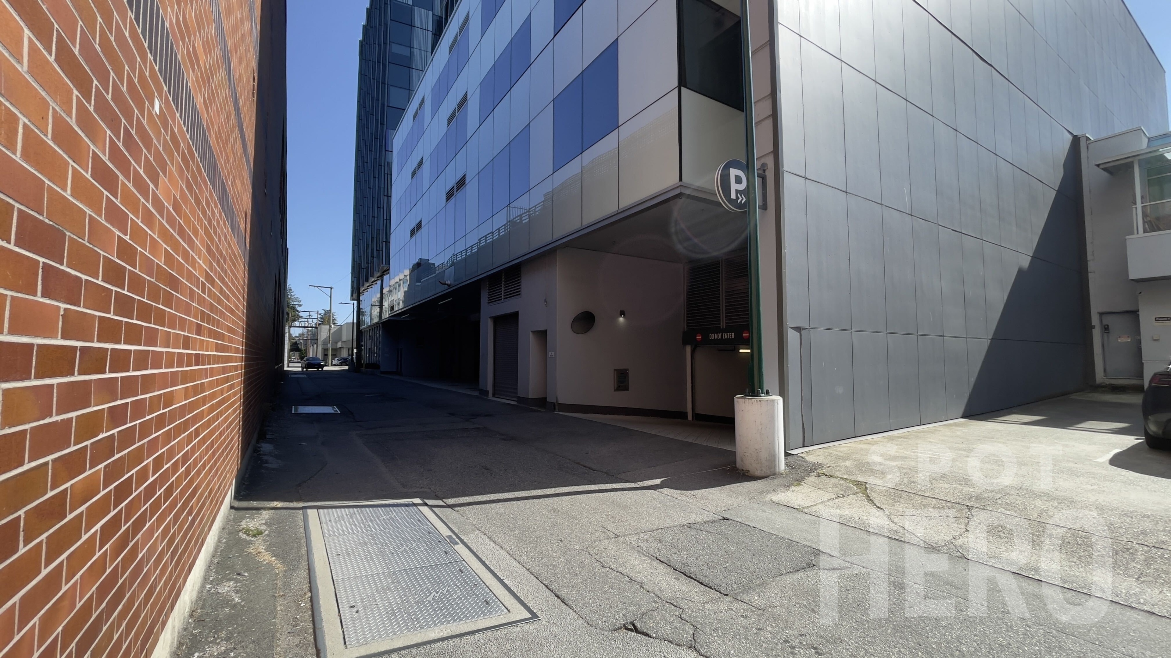Photo of 425 W 6th Ave. - Garage (Lot #380)