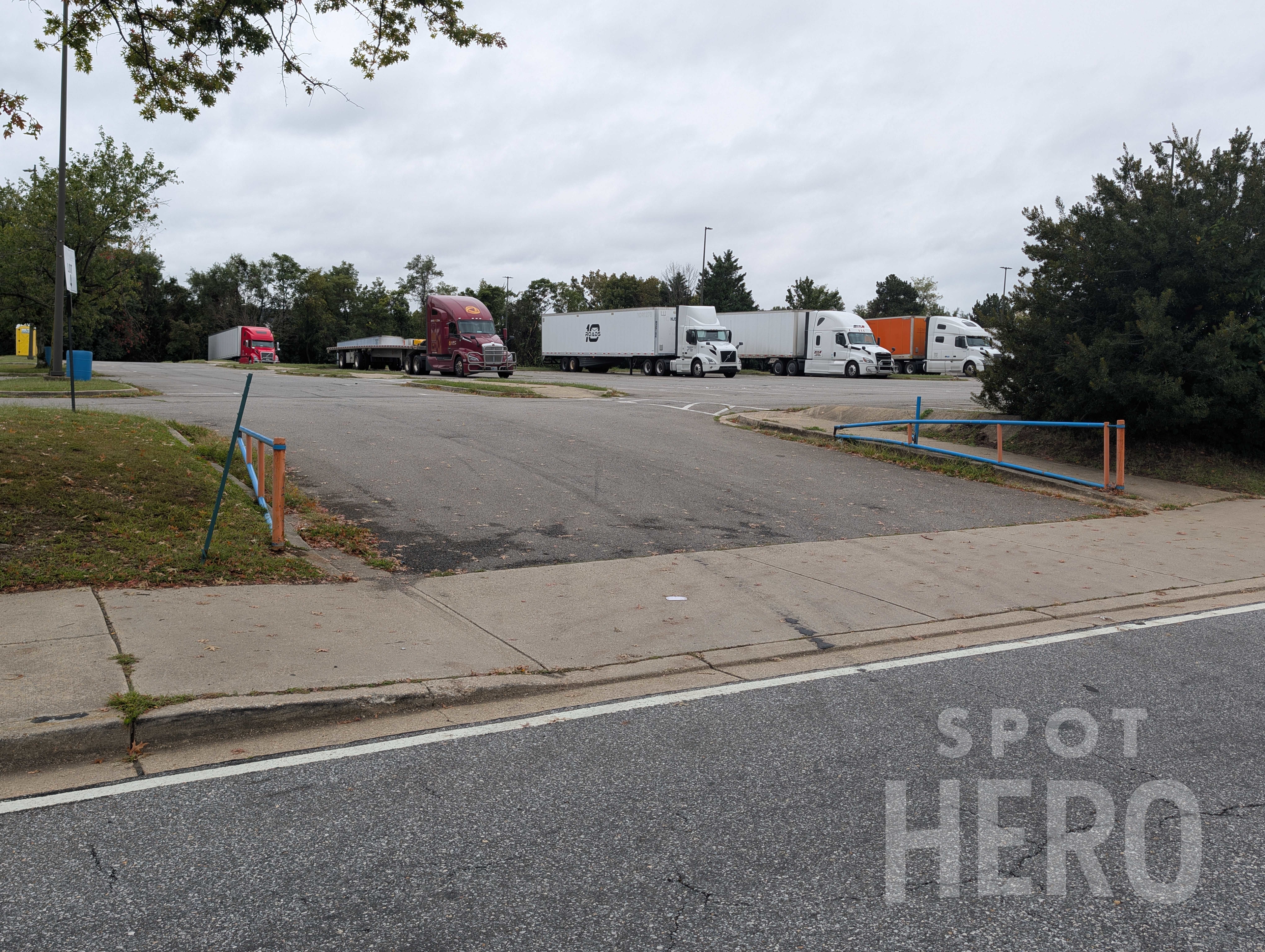 Photo of Lot #4 Northwest Stadium - City of Praise - P2432