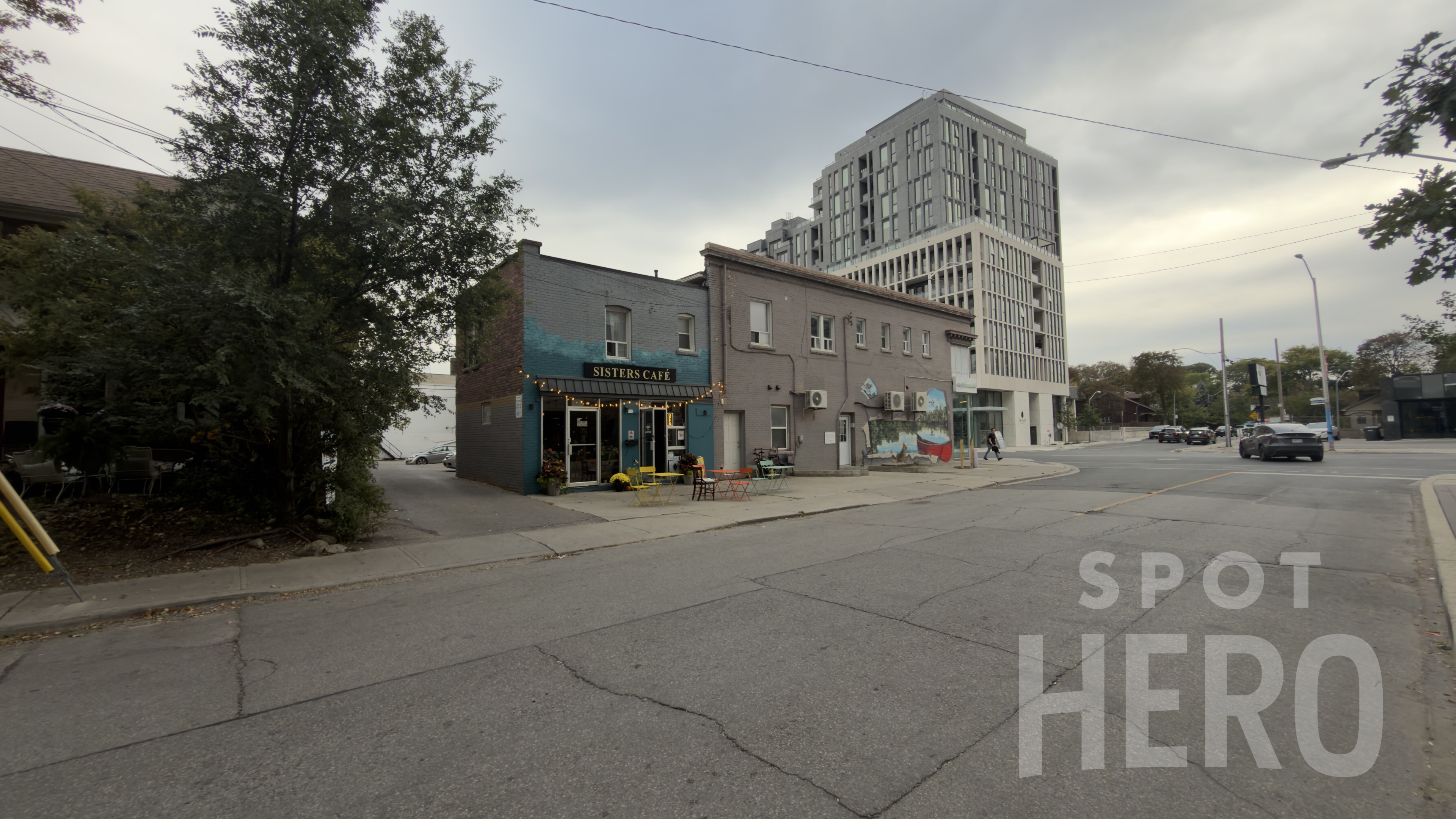 Photo of 7 Hillsdale Ave. E (2079 Yonge St.) - Lot