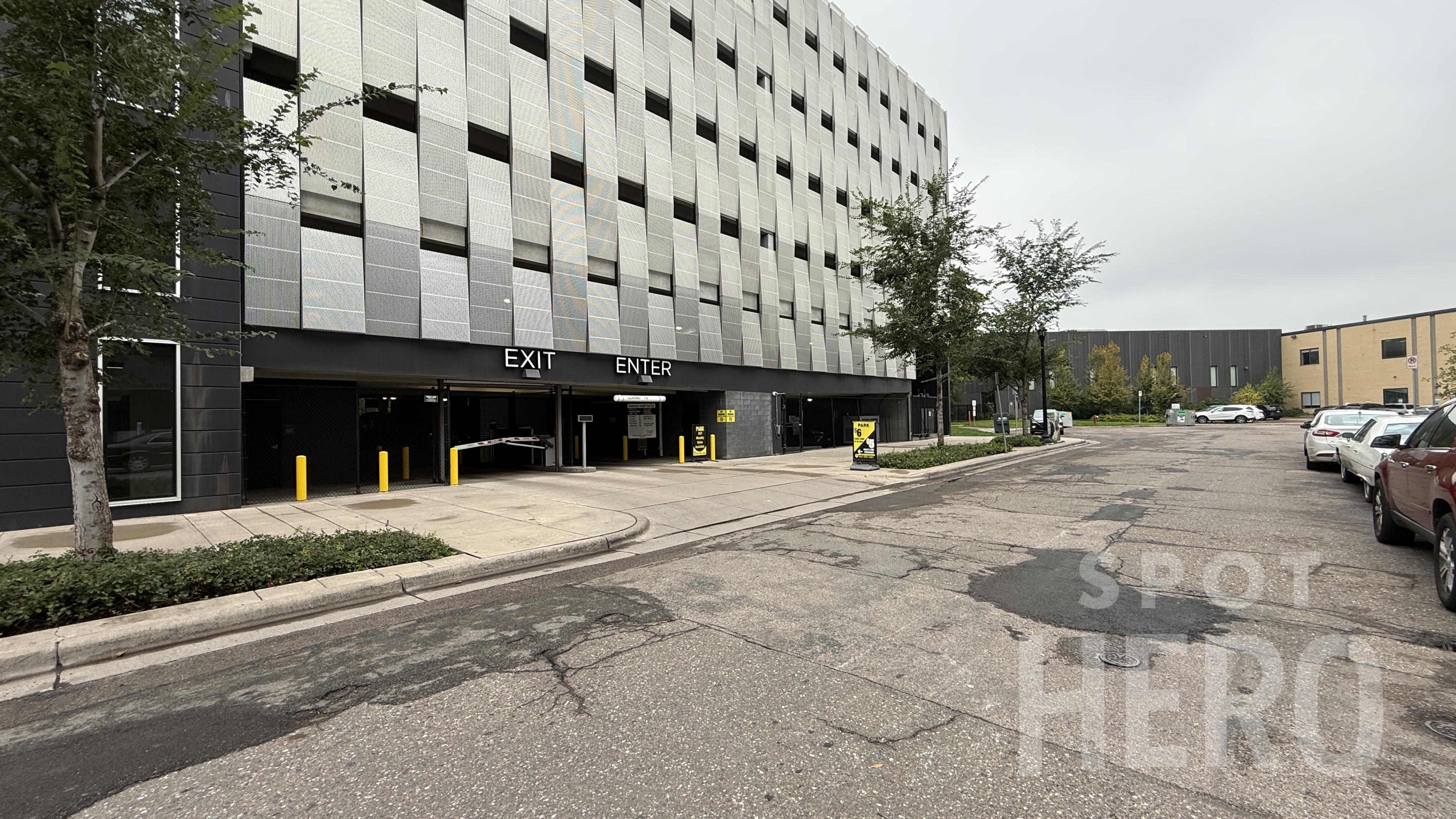 Photo of 1001 N 3rd St. (300 N 10th Ave.) - North Loop Ramp