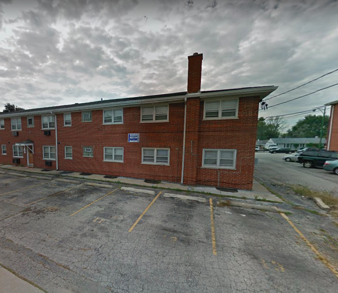 Photo of 4434 W 87th St. - Spot #9