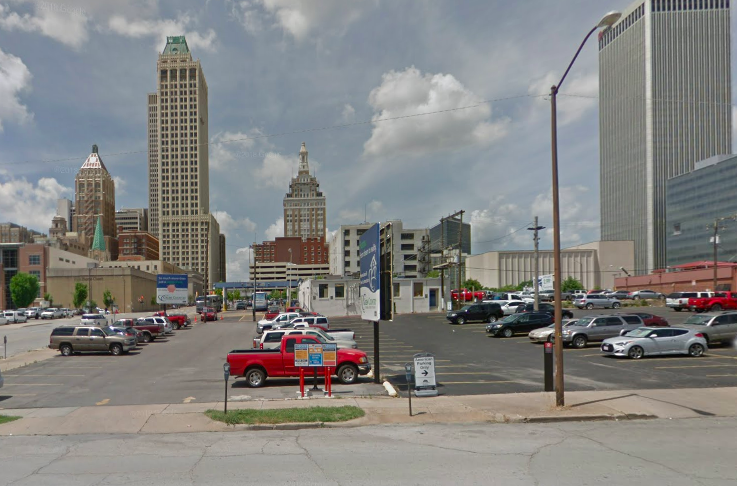 Photo of 327 S Elgin Ave. - 4th and Elgin Lot