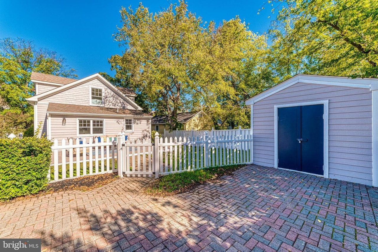 Photo of 3524 8th St. N - Personal Spots
