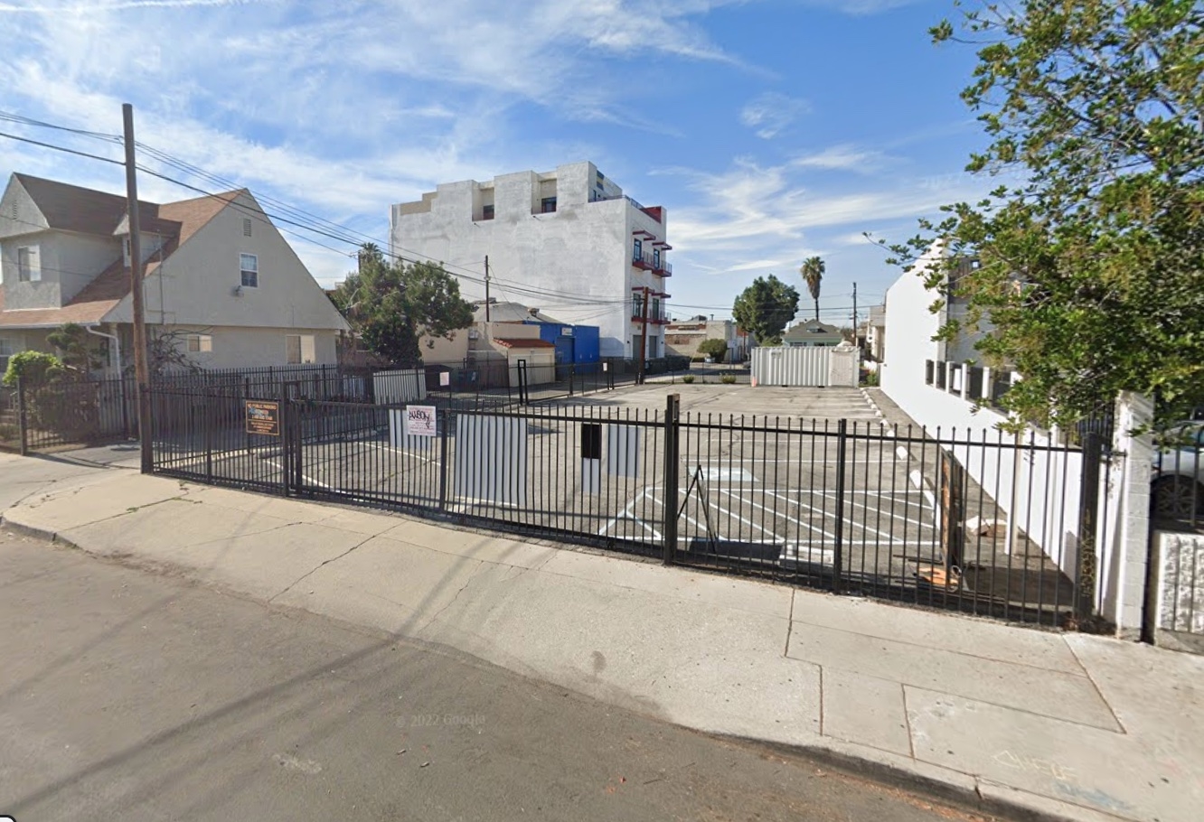 Photo of 1439 Oak St. - Oak Lot