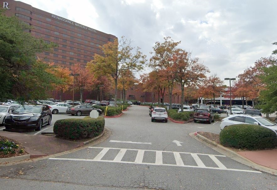 Photo of 2450 Galleria Pkwy. SE - Renaissance Waverly Hotel & Convention Center Lot
