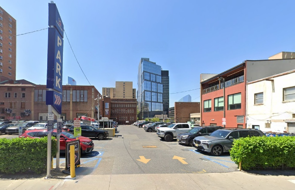 Photo of 26 S 21 St. - 21st & Ludlow