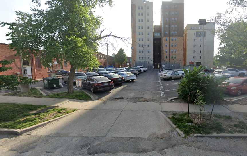 Photo of 3838 Walnut St. - Walnut Lot